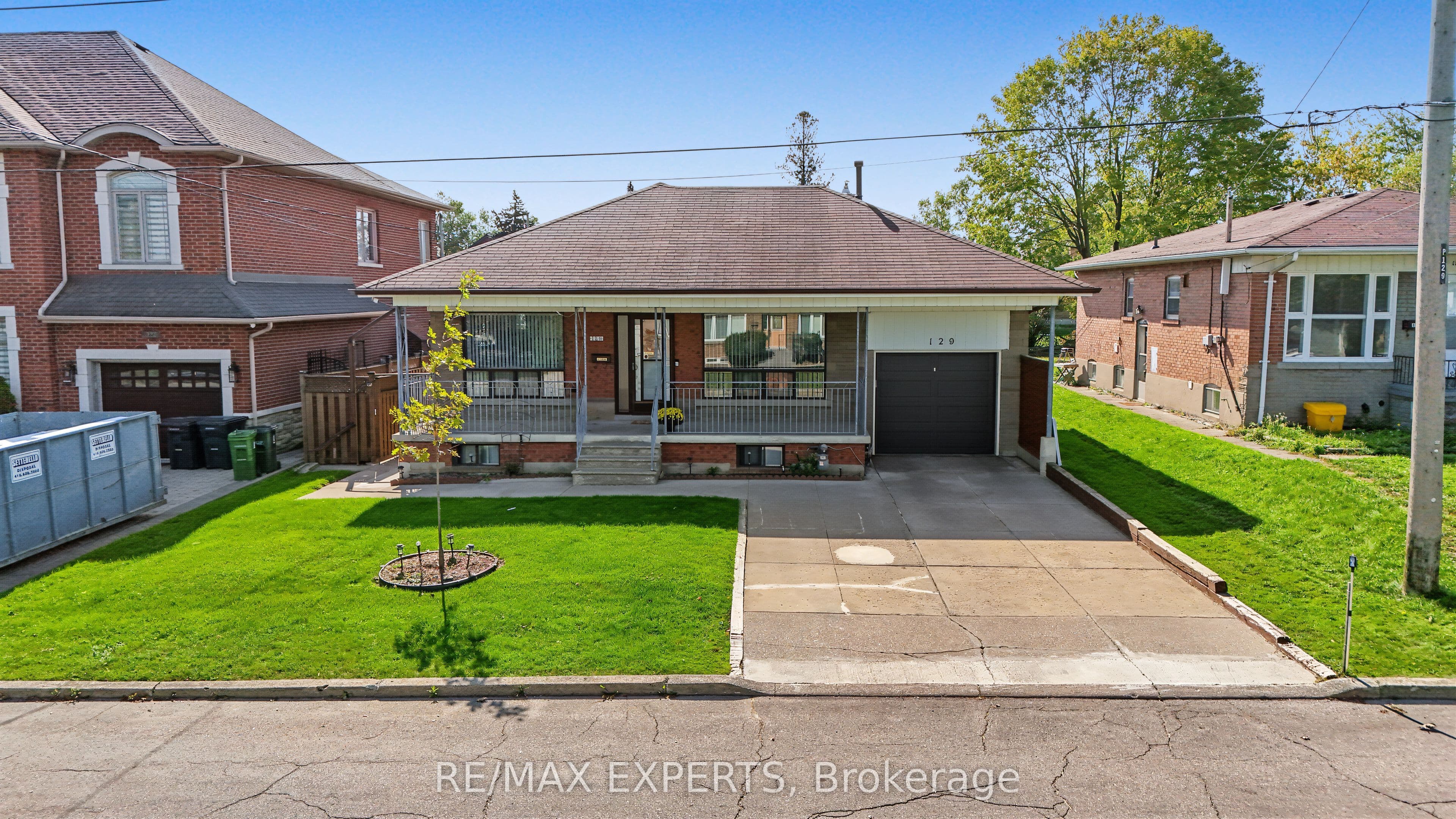 129 Sultana Avenue photo 1