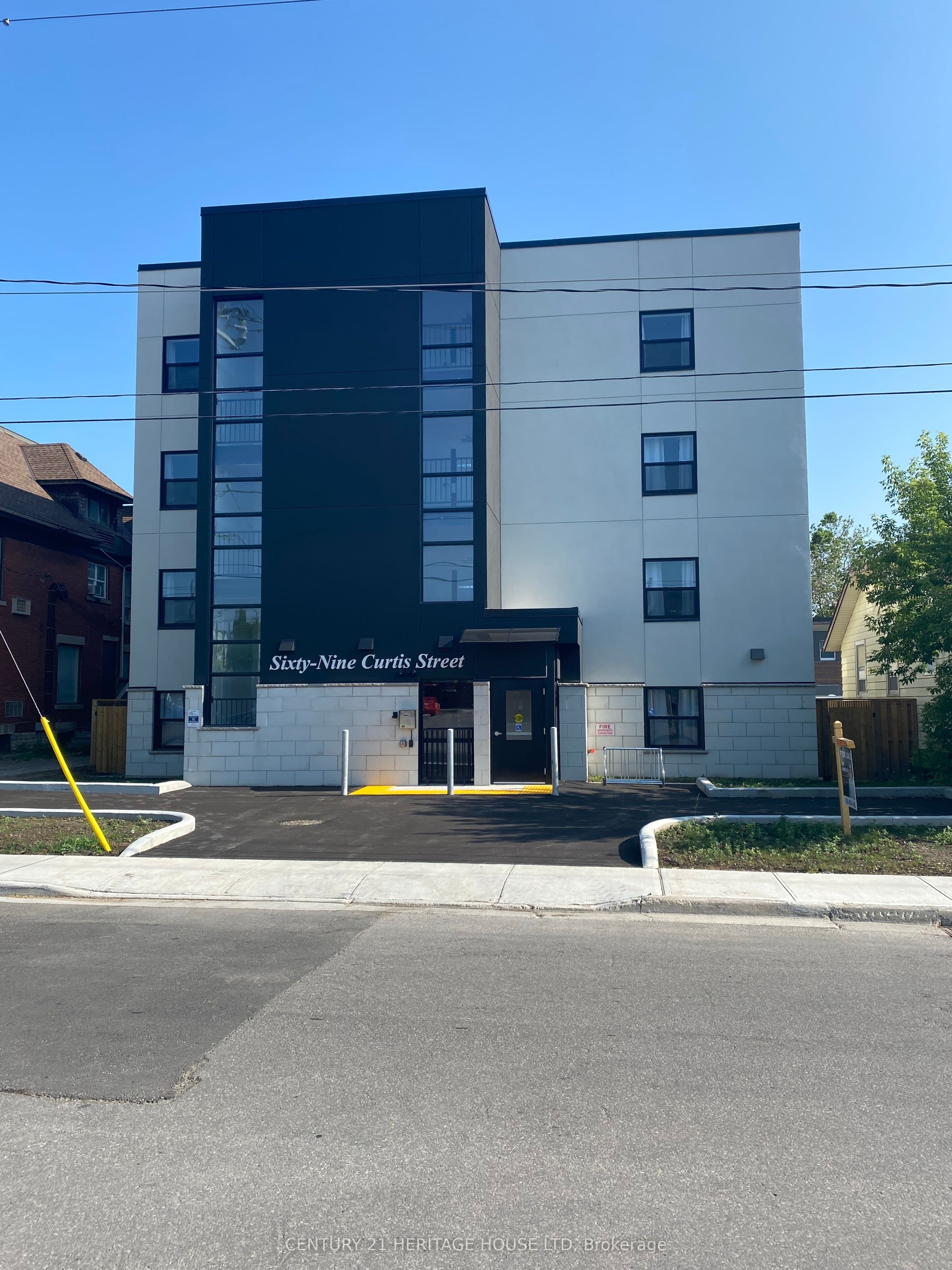 Unit 206 69 Curtis Street photo 1