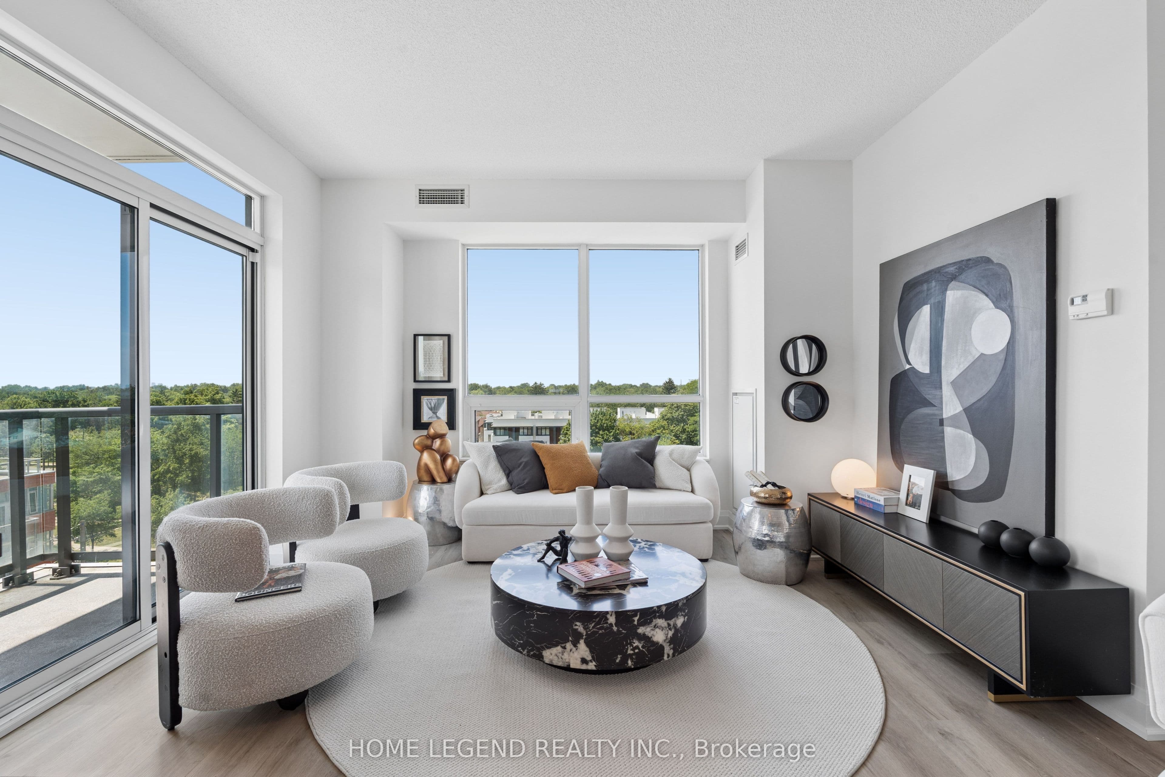 Unit 605 68 Canterbury Place photo 1