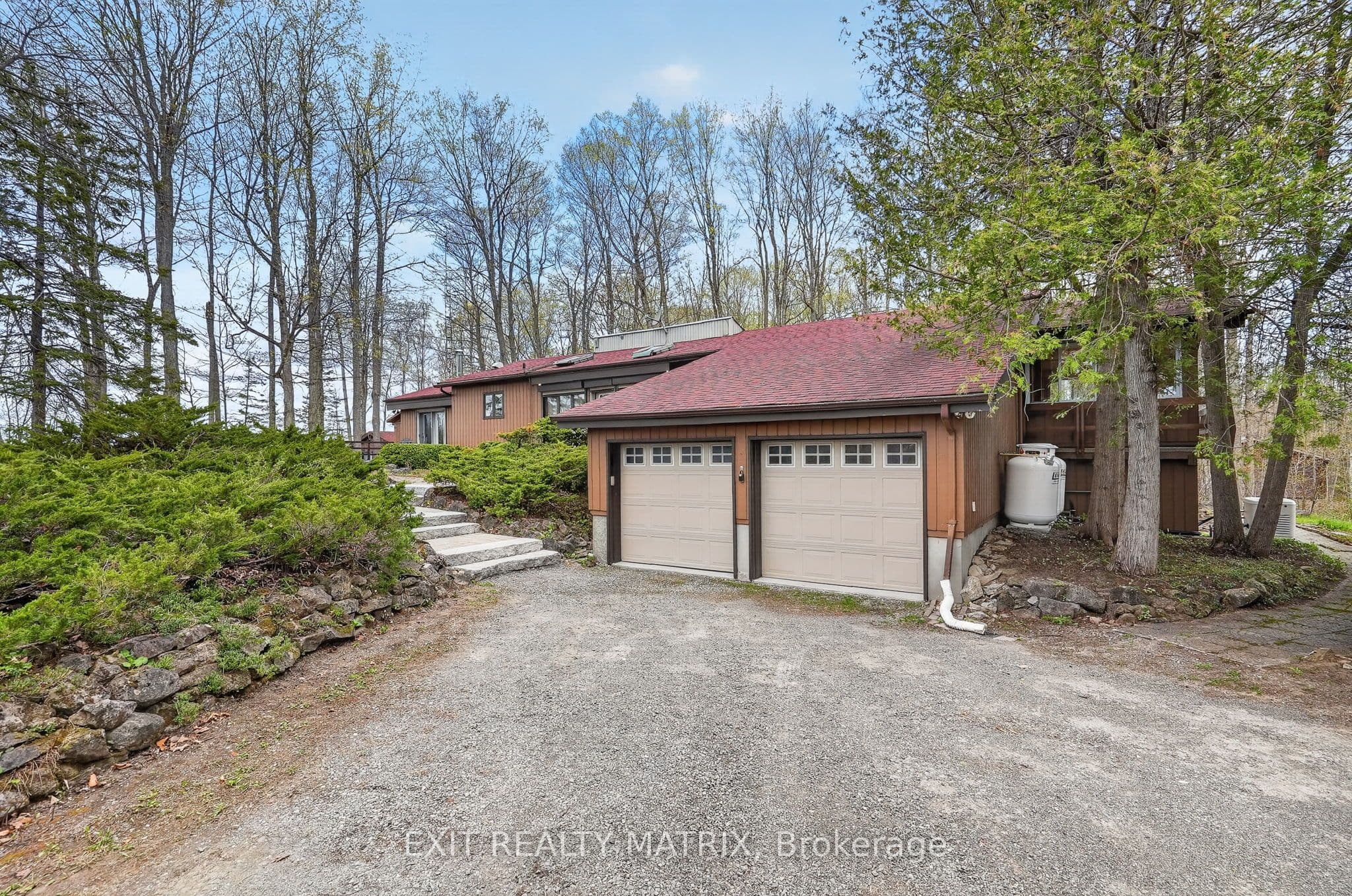 2789 Cowell Road photo 1