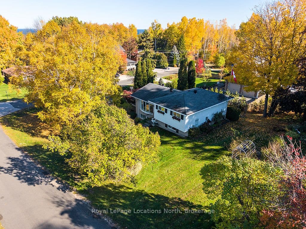 15 Wellington Street photo 1