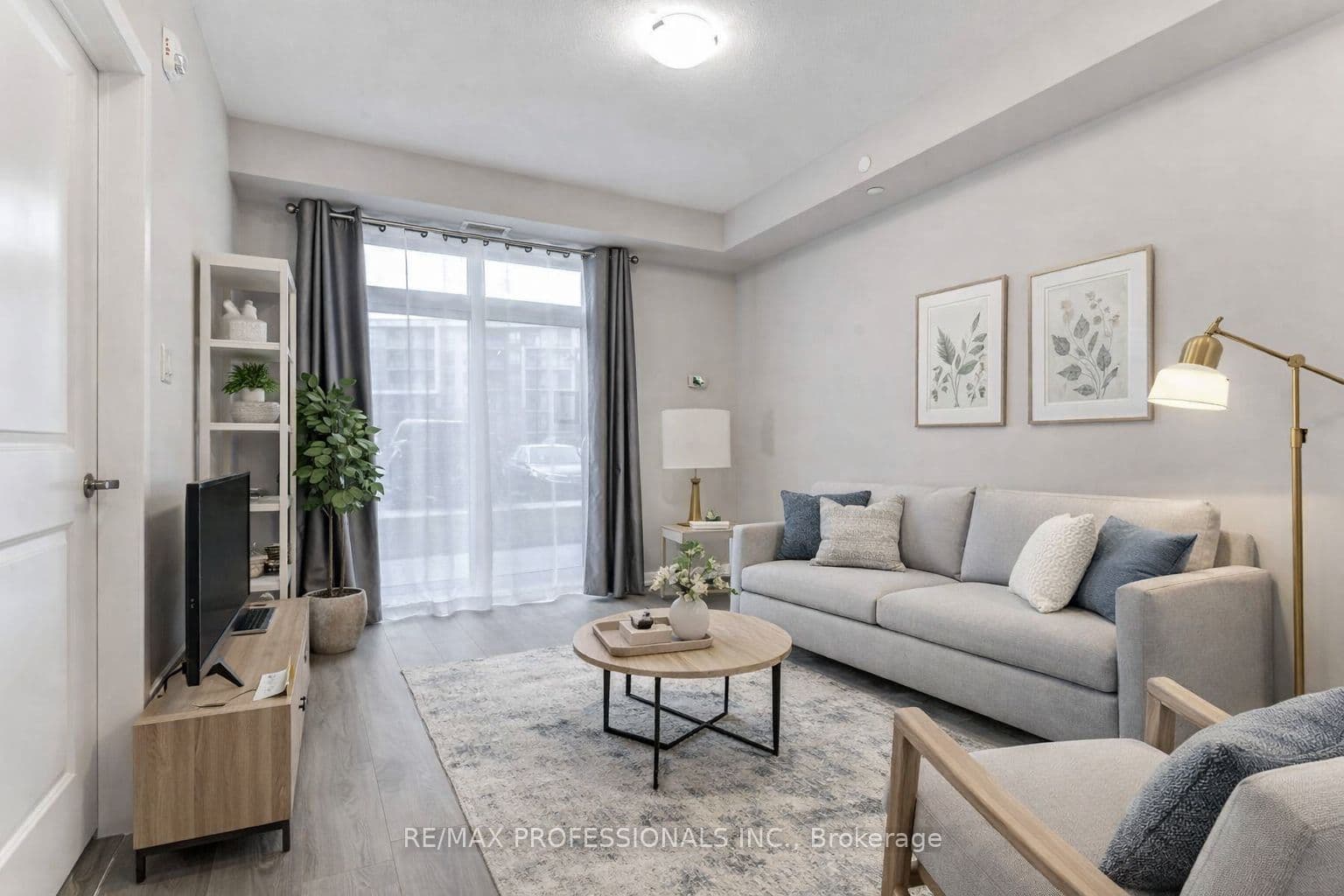 Unit 124 101 Shoreview Place photo 1
