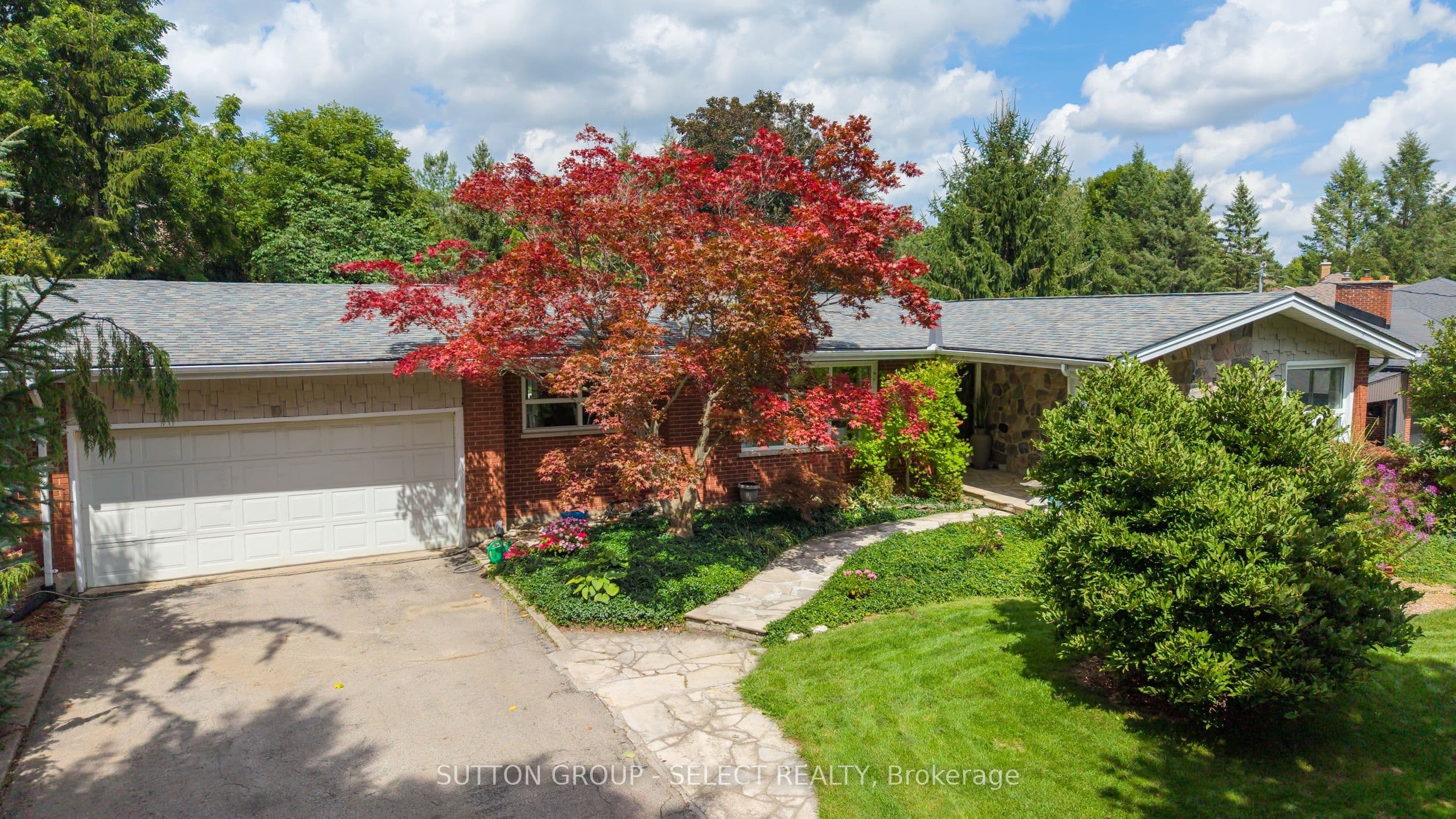 10 Northcrest Drive photo 1
