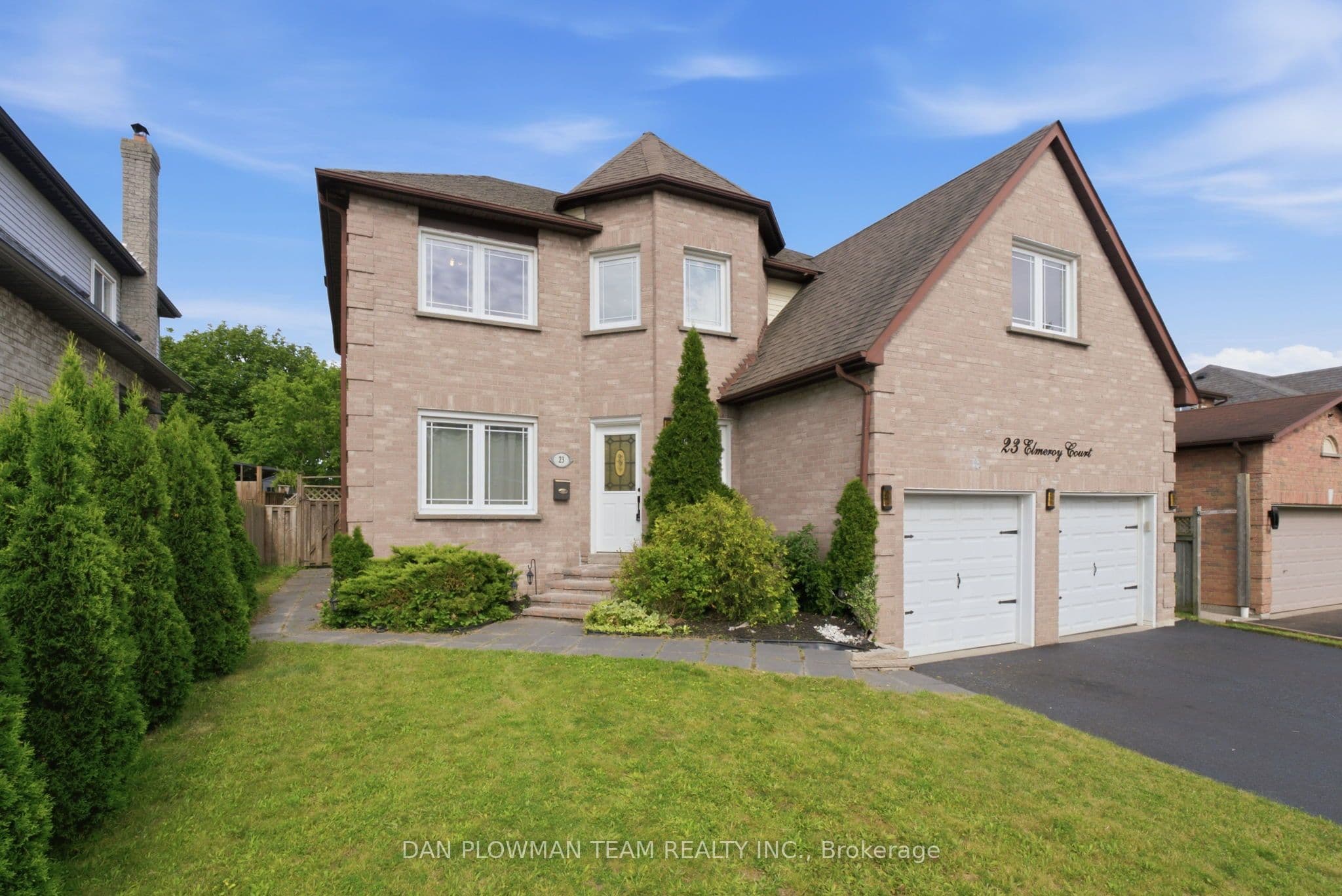 23 Elmeroy Court photo 1