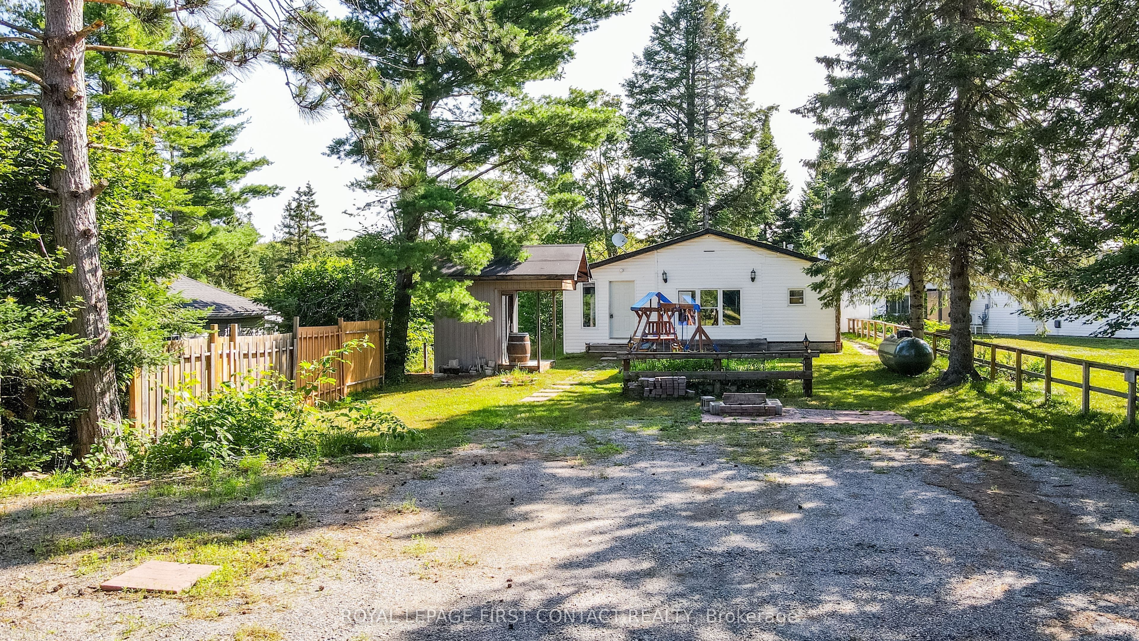 1088 Colony Road photo 1