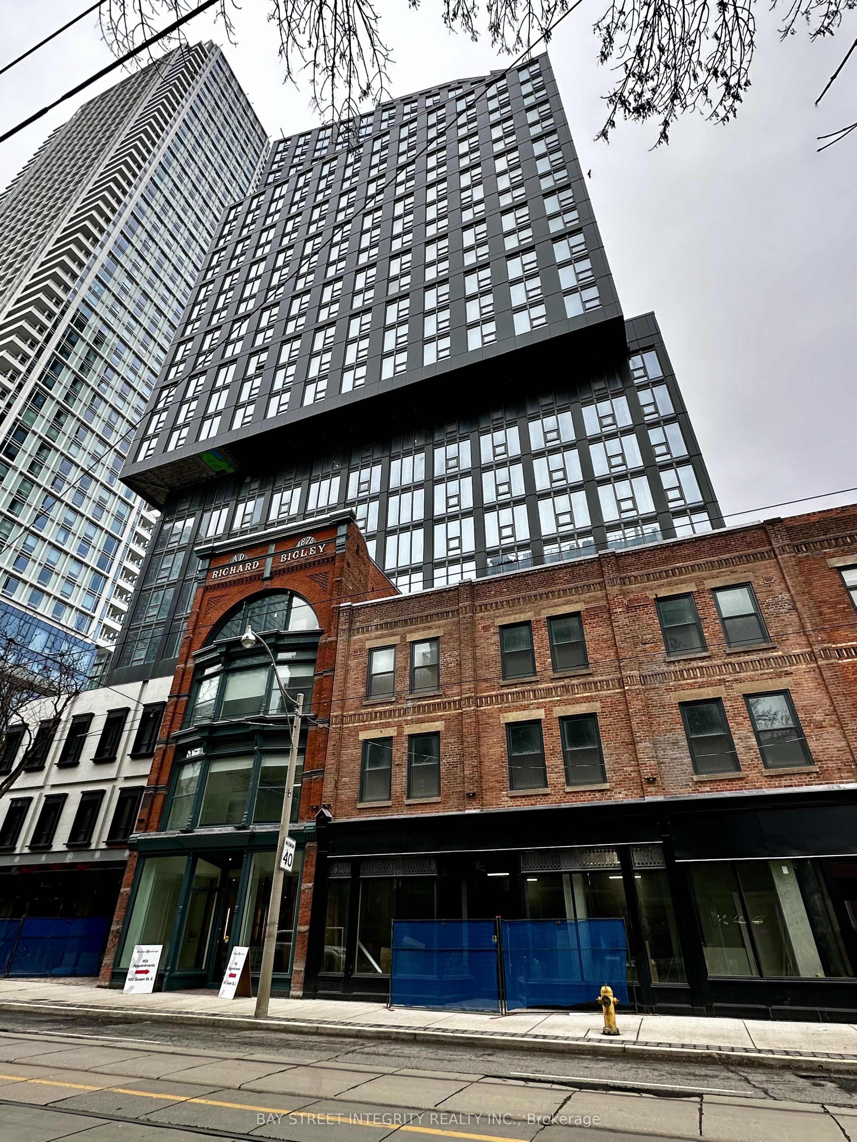 Unit 709 100 Queen Street photo 1