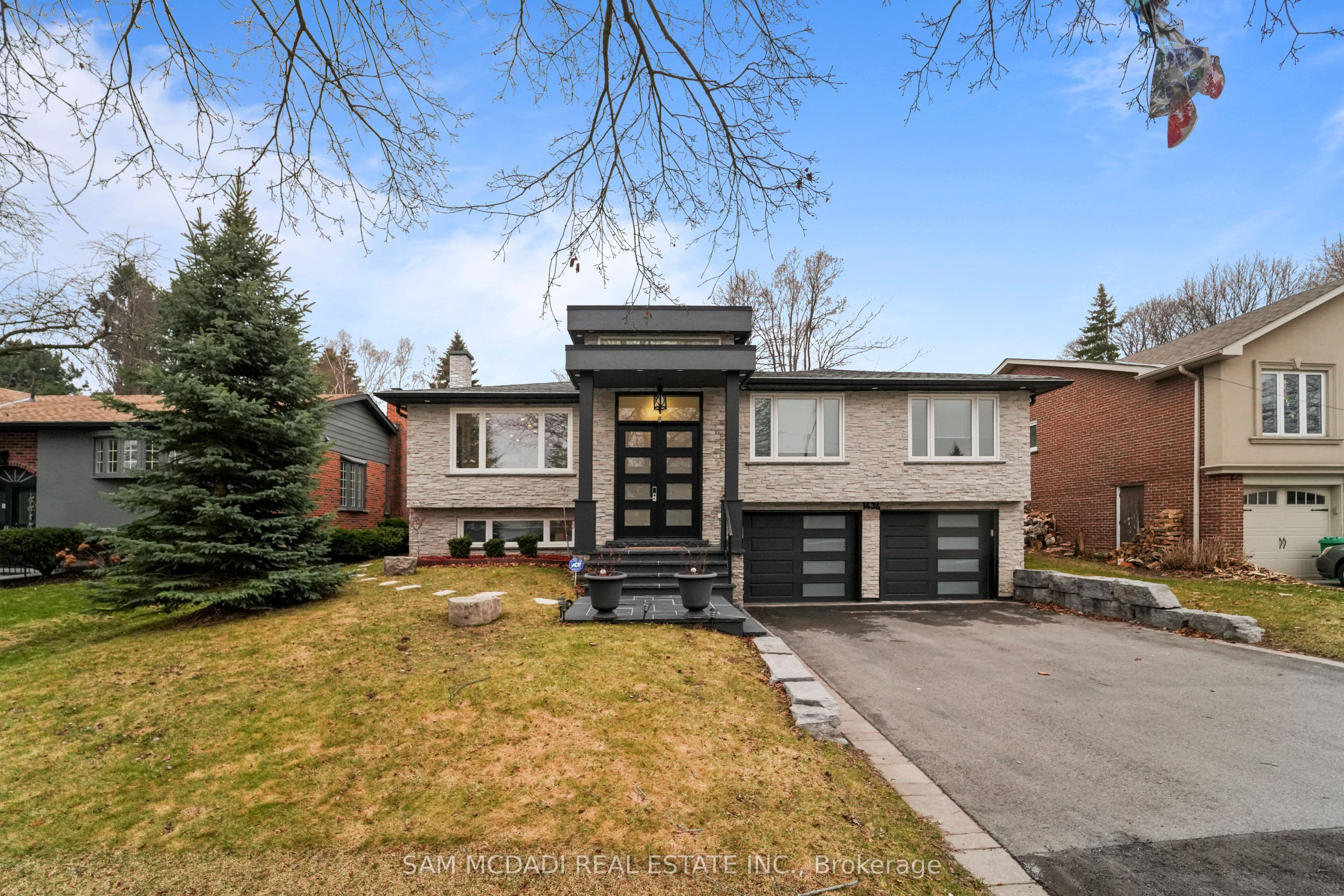 1434 Petrie Way photo 1