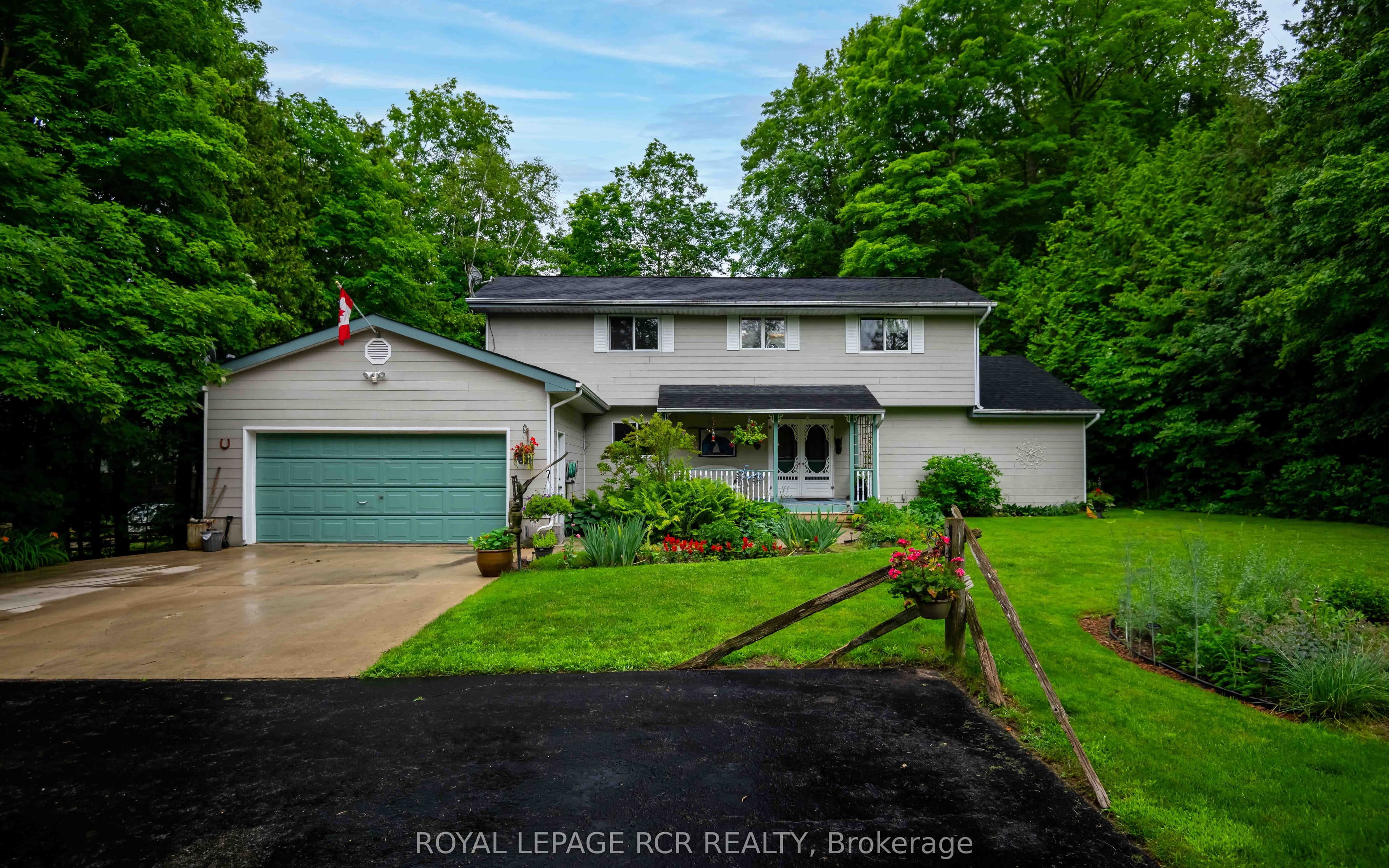 308392 Hockley Road photo 1