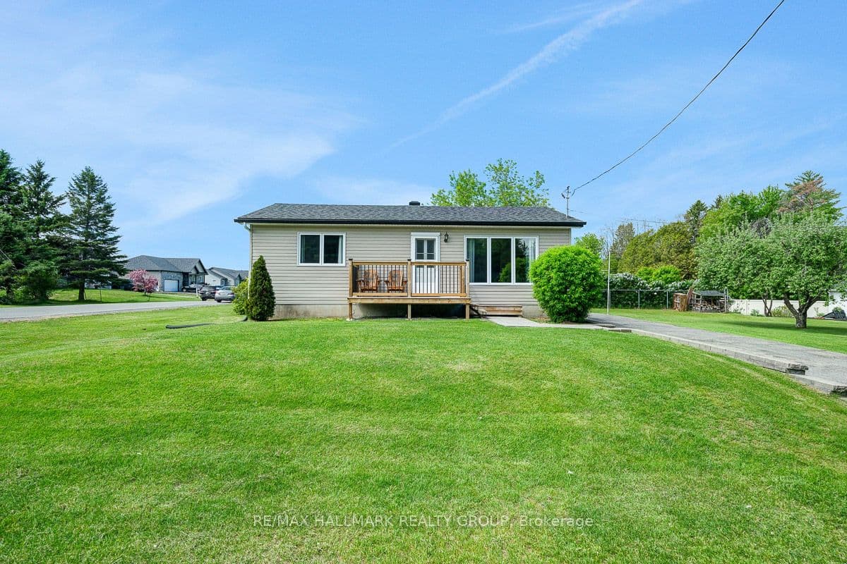 1862 Landry Road photo 1
