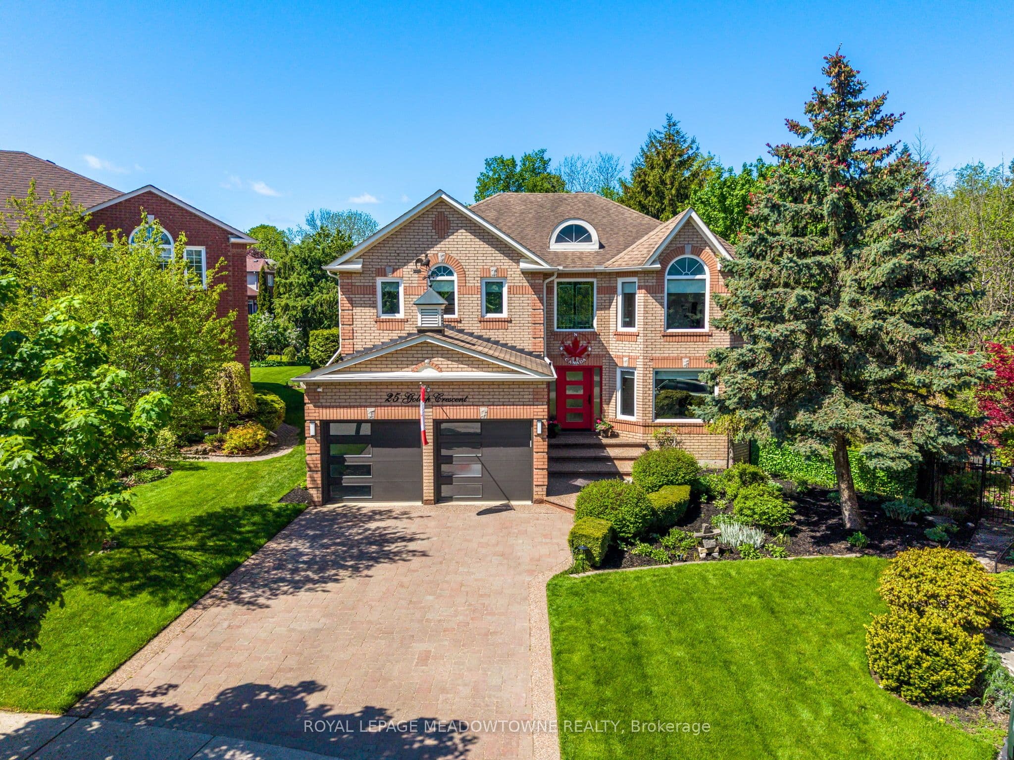25 Gollop Crescent photo 1