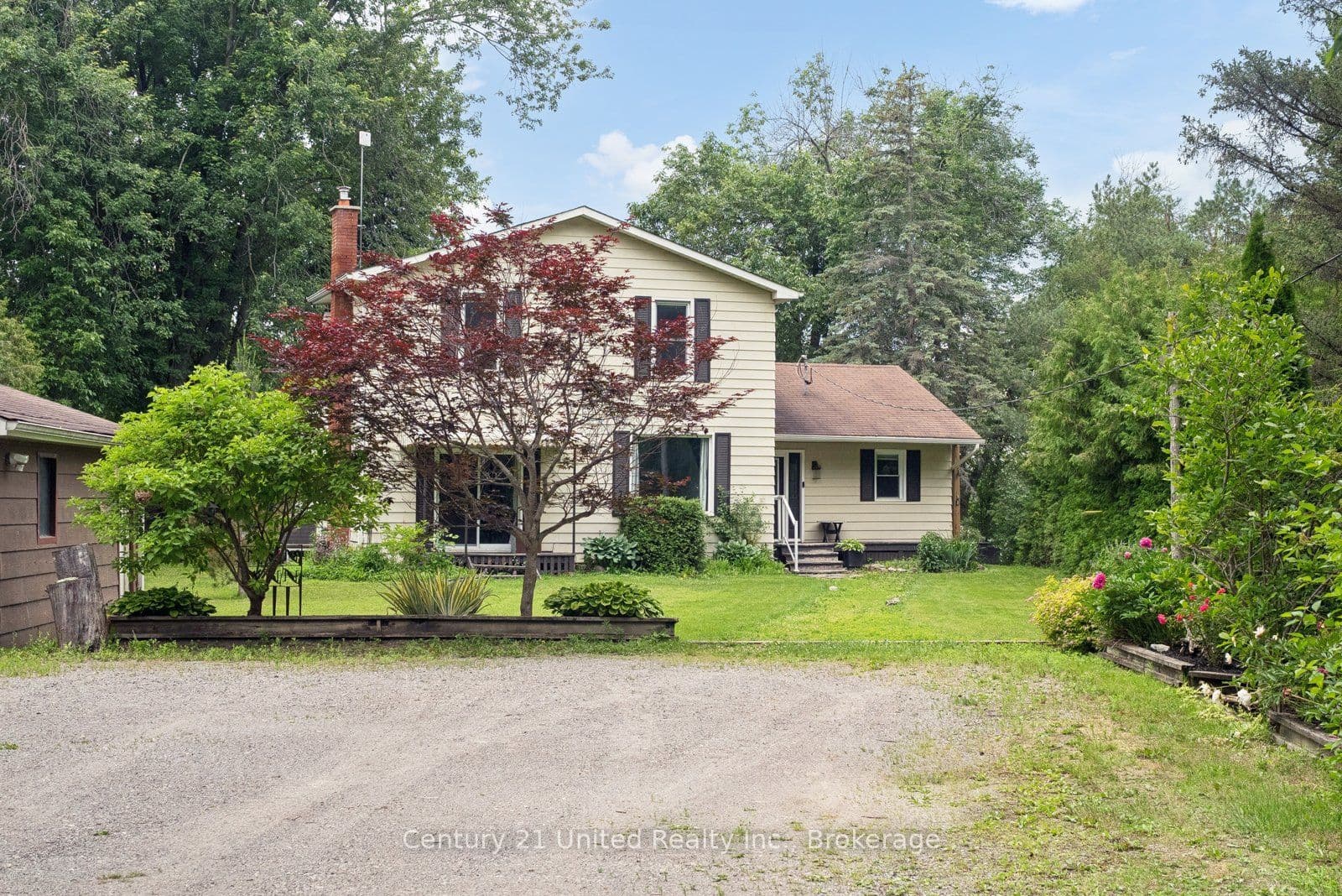 266 Greenwood Road photo 1