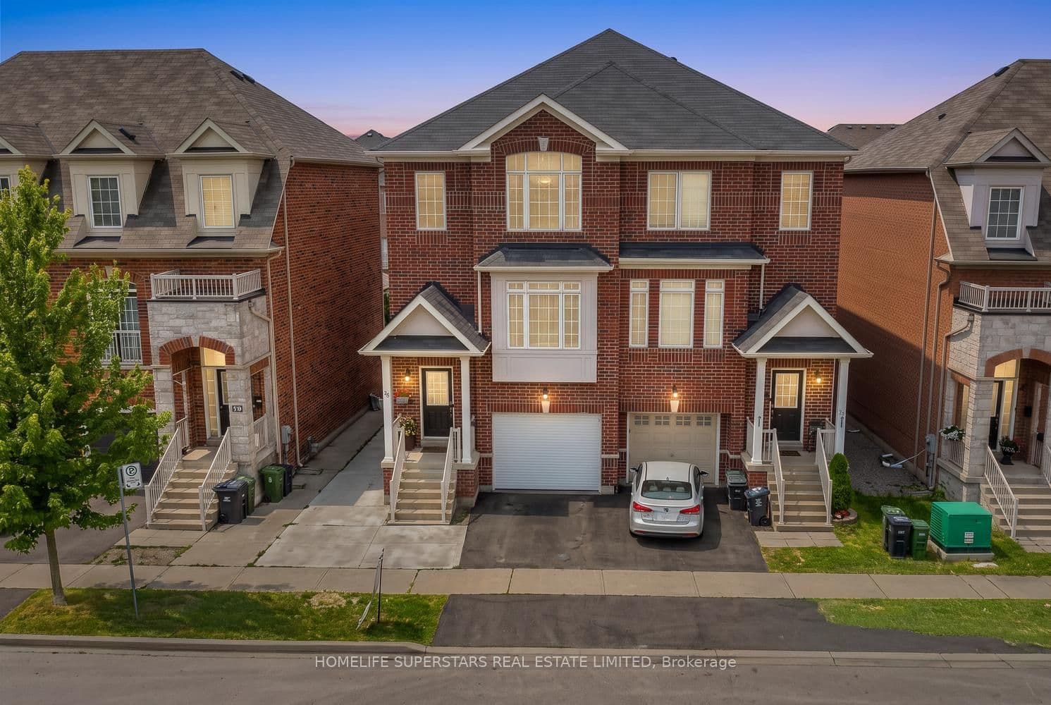 18 Mary Chapman Boulevard photo 1