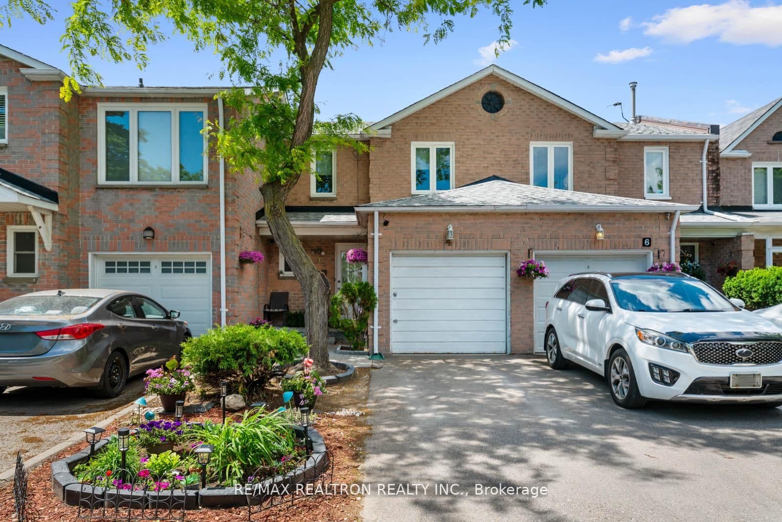 4 Sunshine Drive photo 1