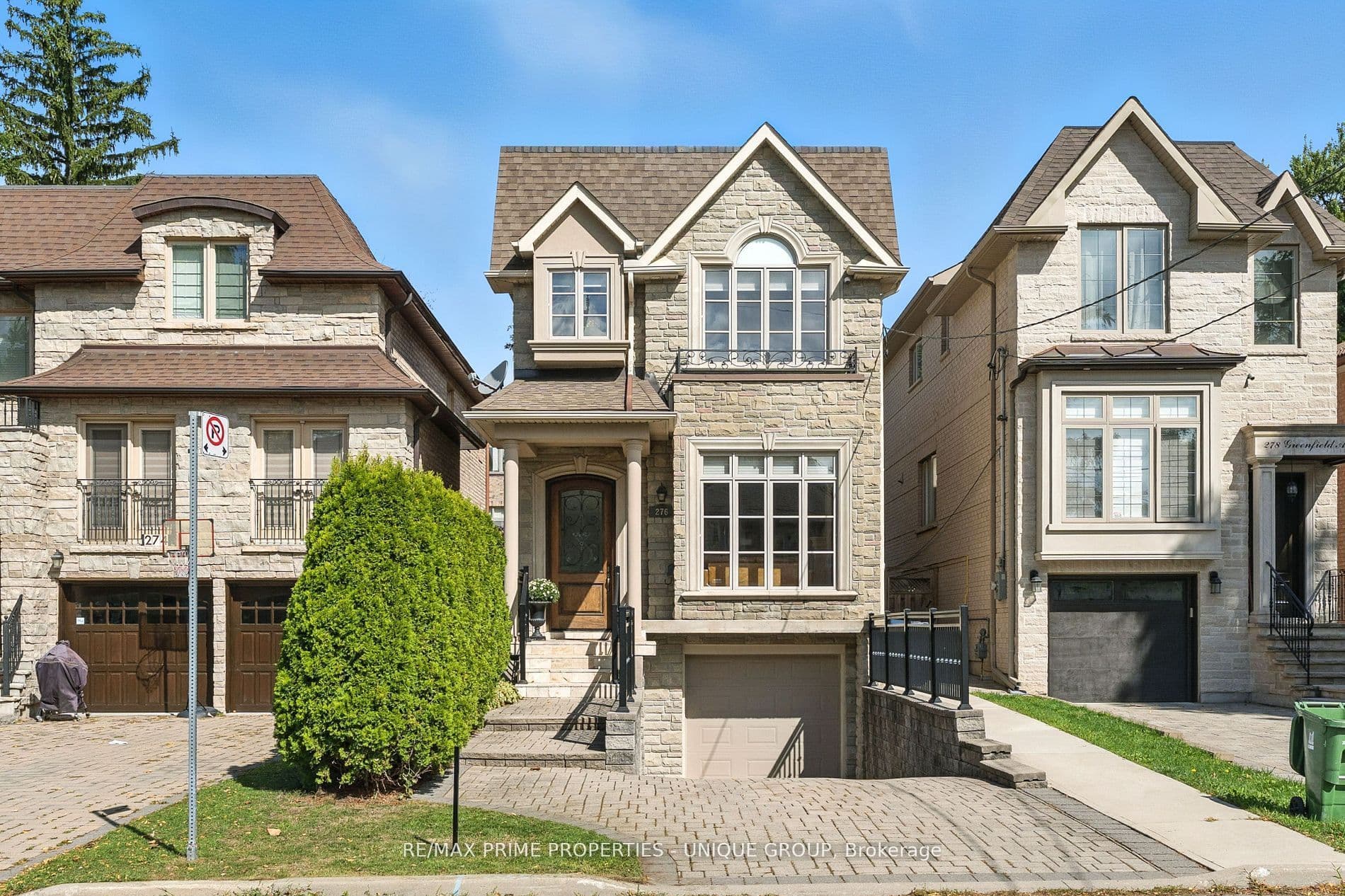276 Greenfield Avenue photo 1