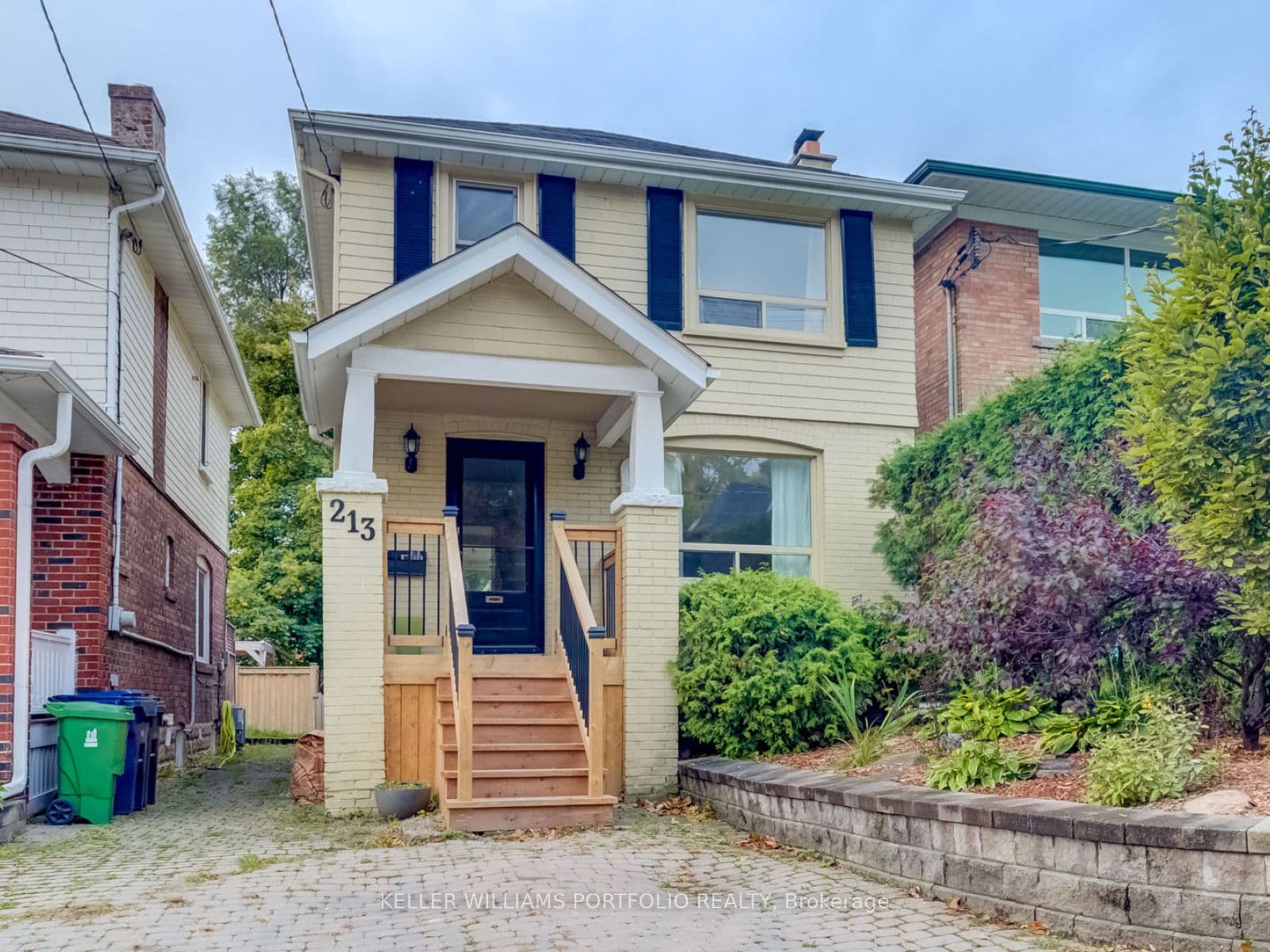 213 Erskine Avenue photo 1