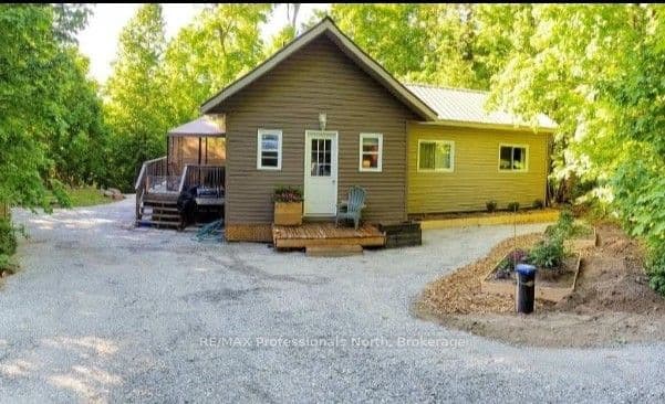 1145 Chelsea Lane photo 1