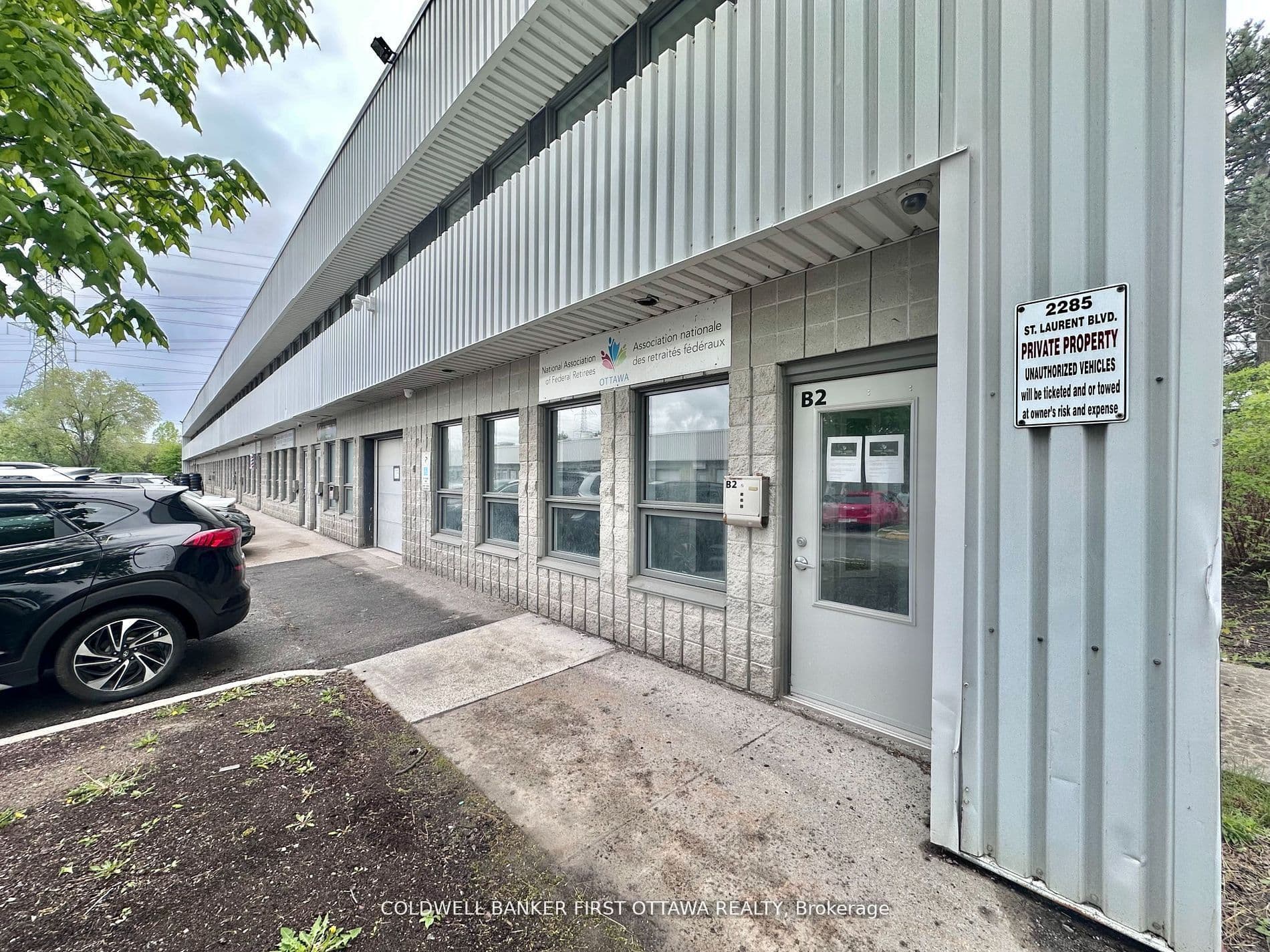 Unit B2 2285 St Laurent Boulevard photo 1