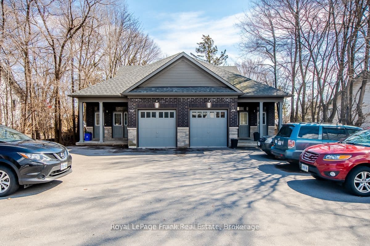 Unit LOWER 805B Dundas Street photo 1