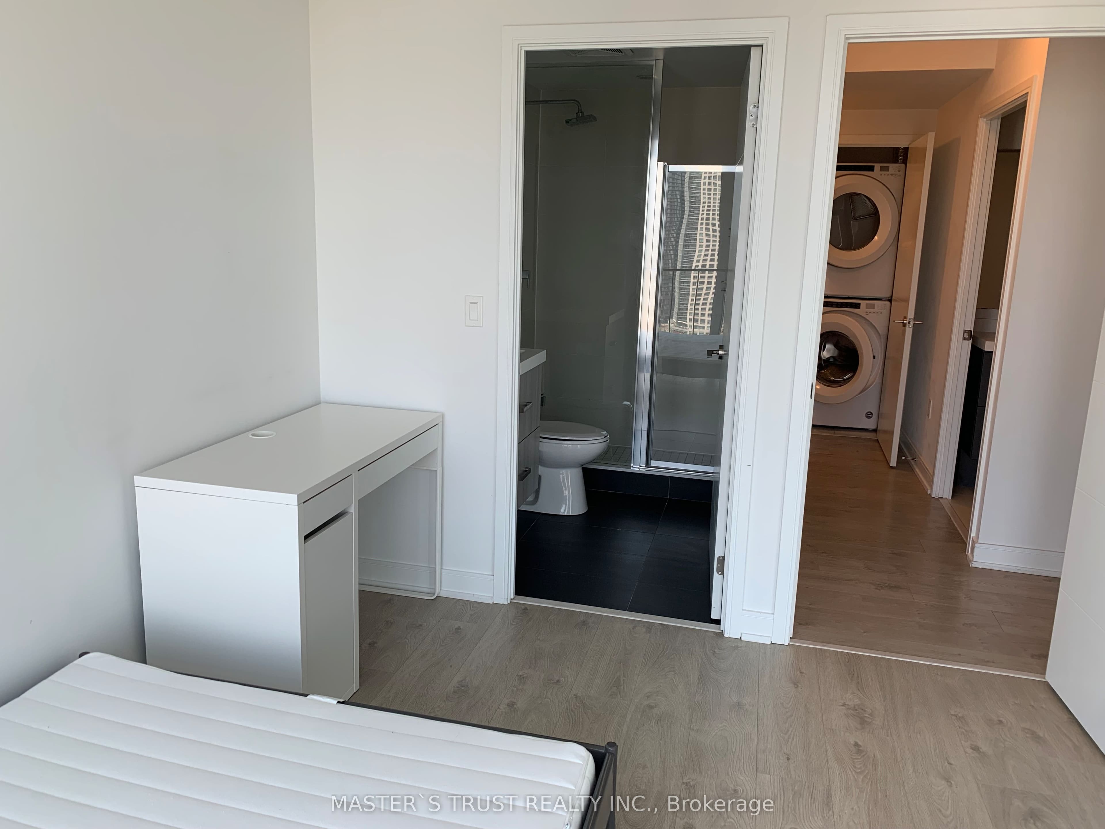 Unit 2704 50 Wellesley East Street photo 1