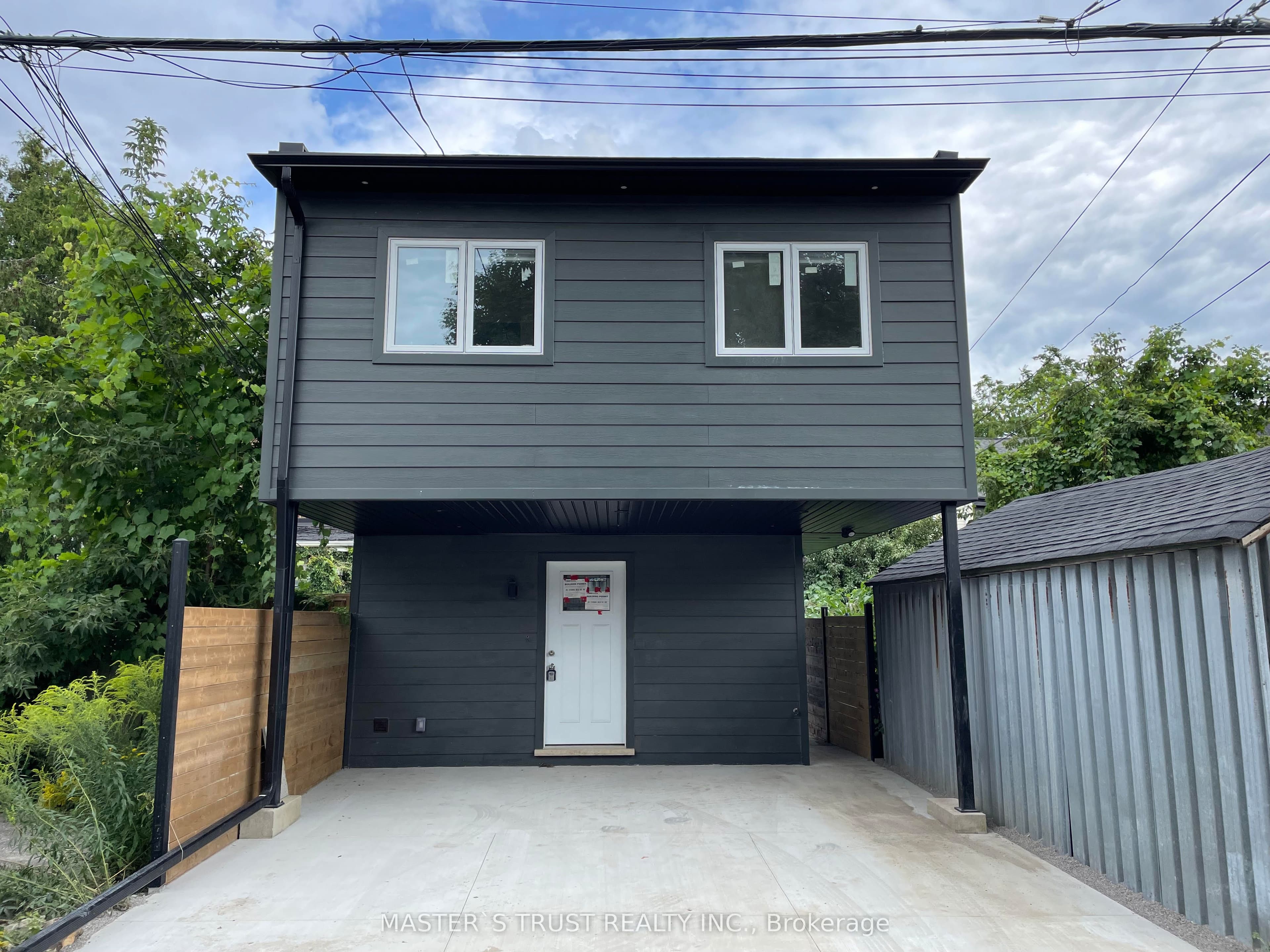 Unit Unit4 370 Lippincott Street photo 1
