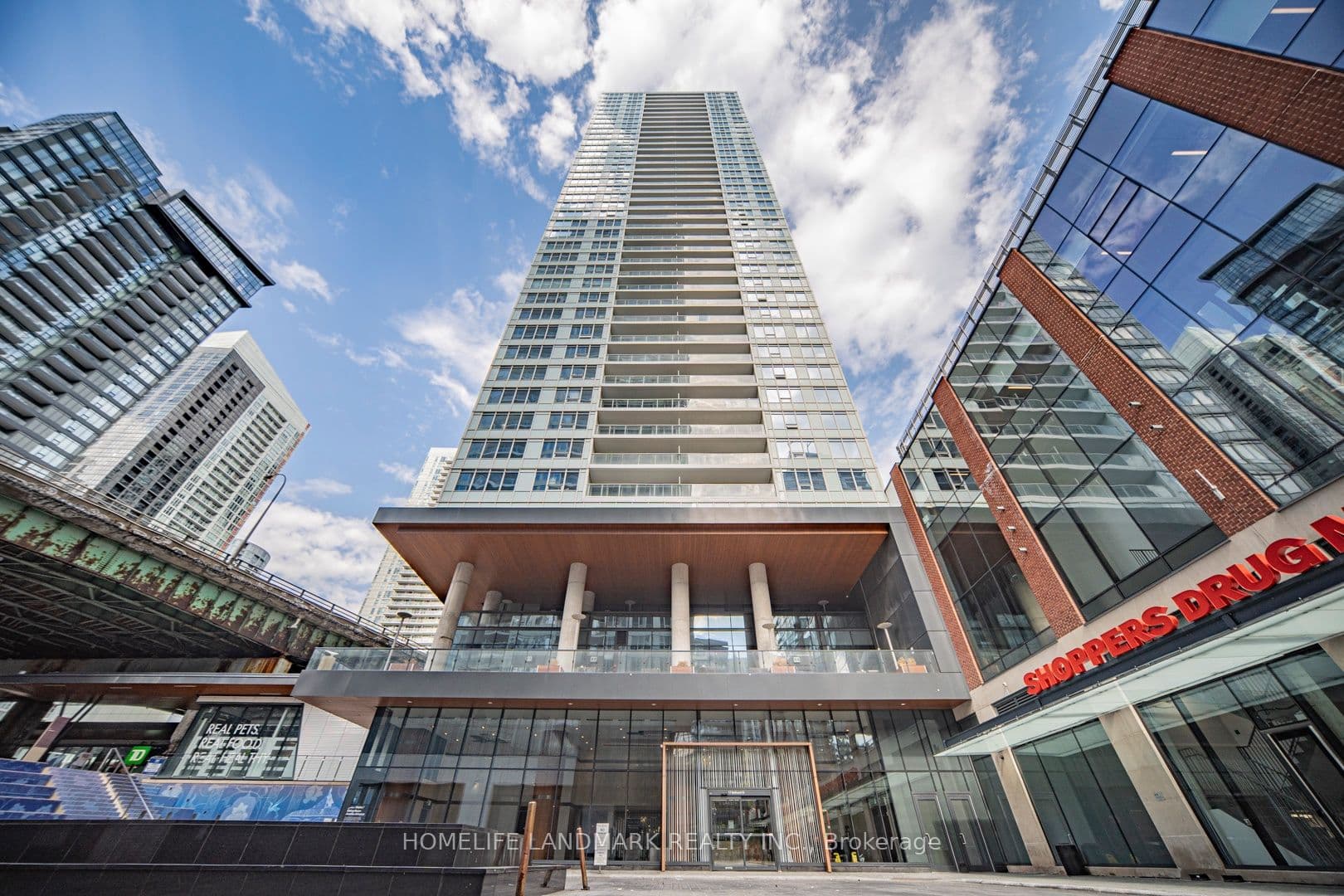 Unit 2302 17 Bathurst Avenue photo 1