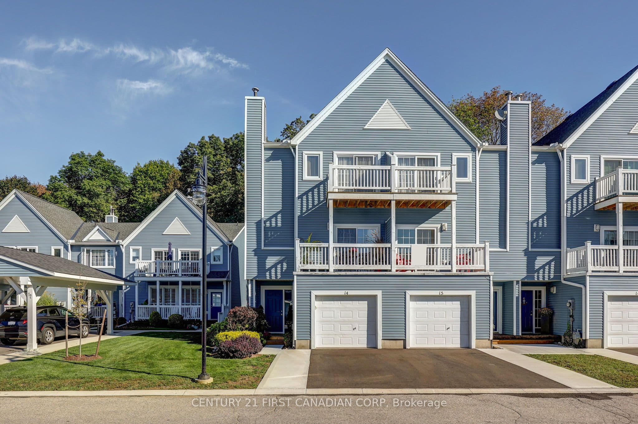Unit 14 374 Front Street photo 1