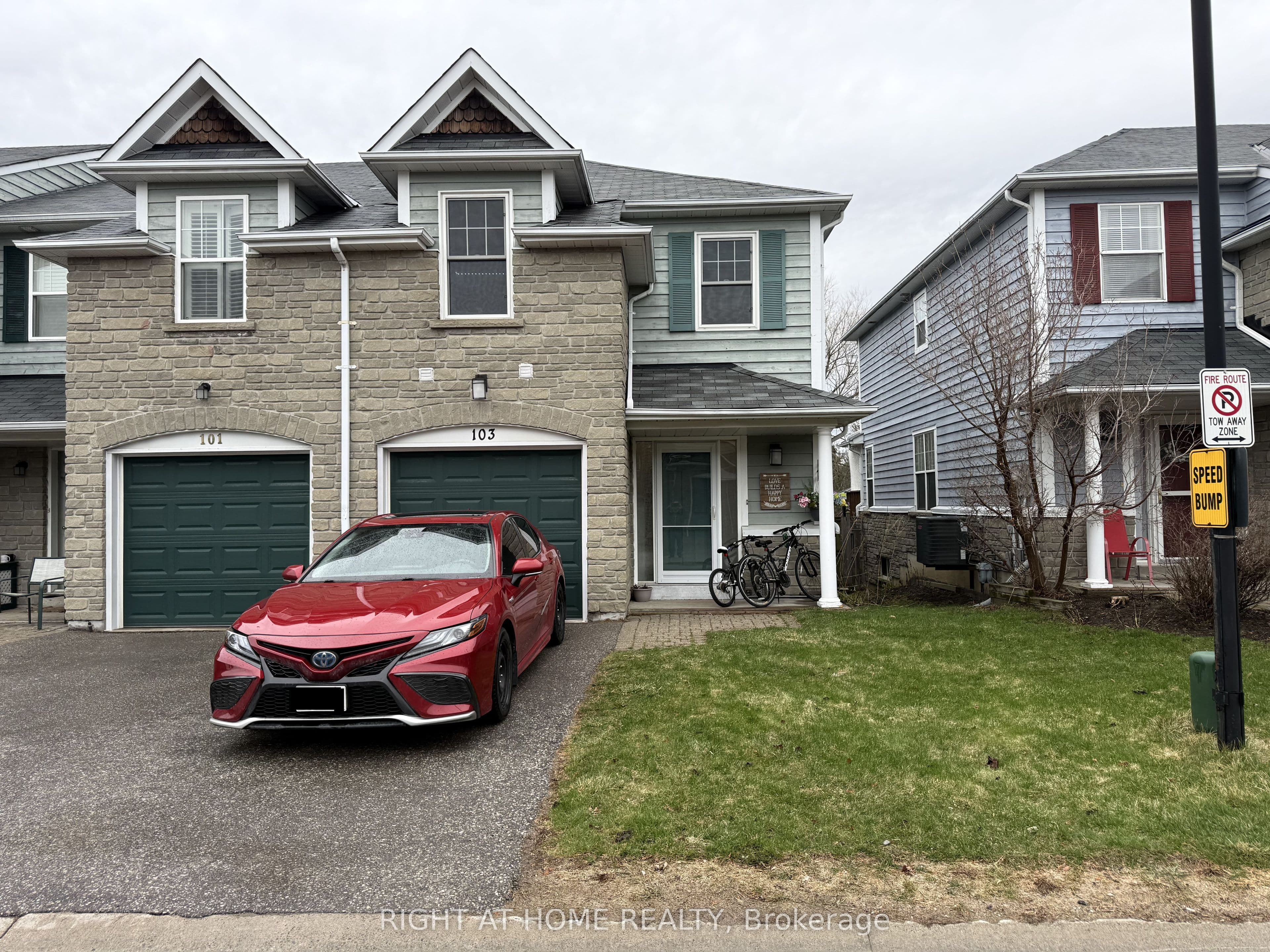 103-2800 COURTICE Road photo 1
