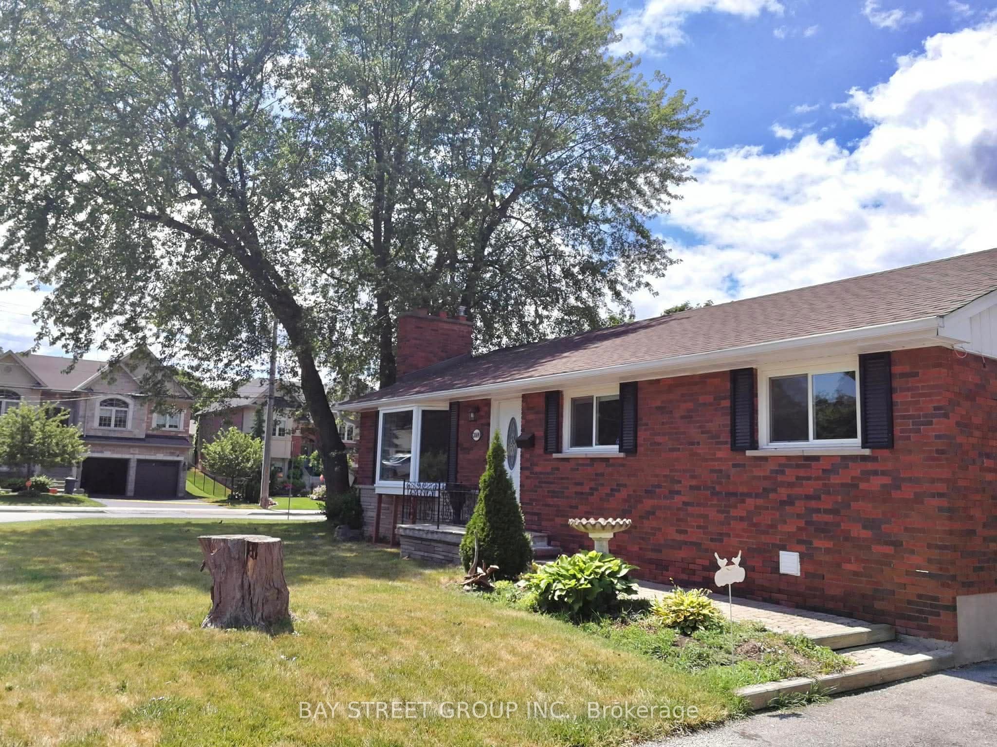 Unit Upper 3169 Willow Lane photo 1