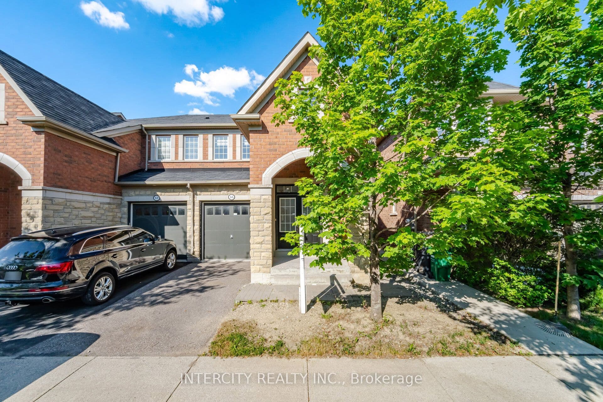 55 Loftsmoor Drive photo 1