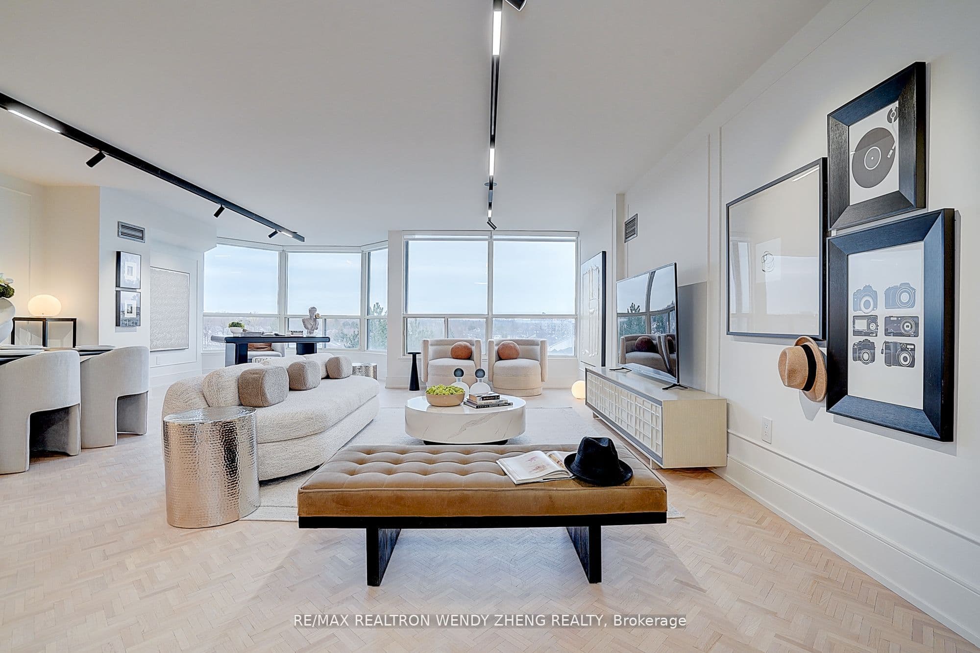 Unit 608 1 Clark Avenue photo 1