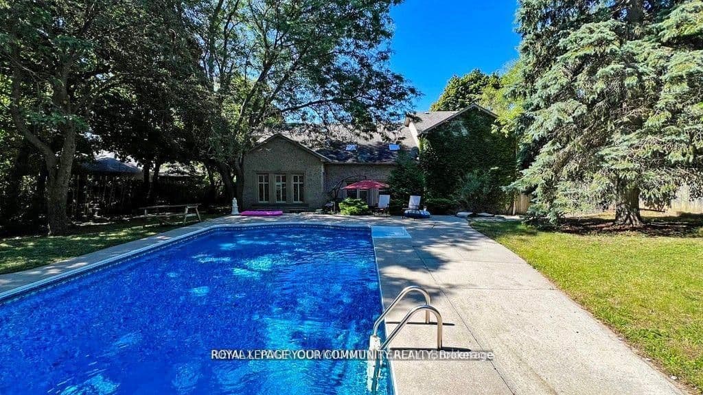 43 Denham Drive photo 1