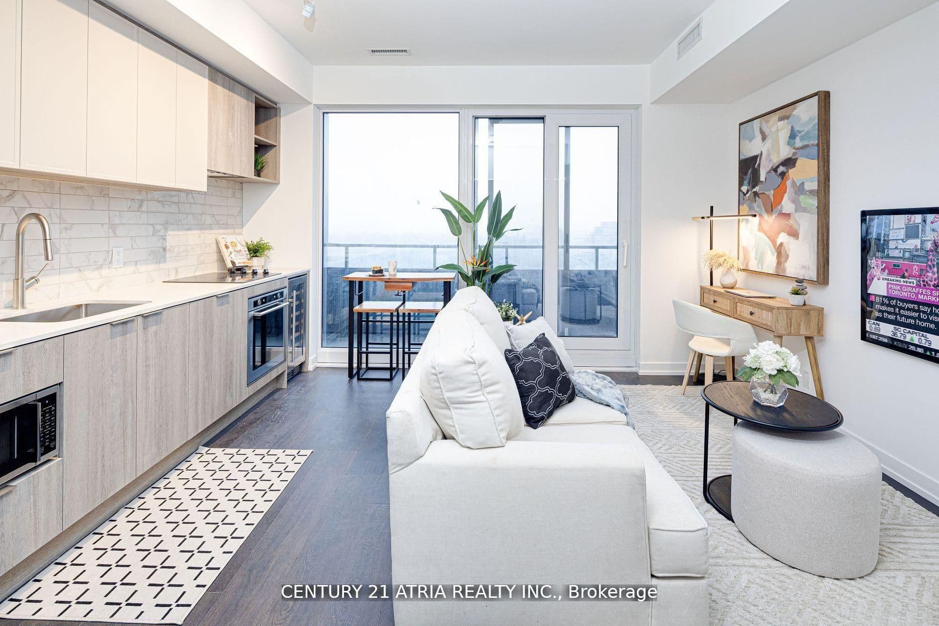 Unit 1810 2020 Bathurst Street photo 1