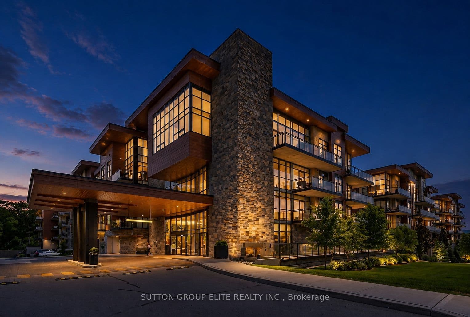 Unit 344 1575 Lakeshore Road photo 1