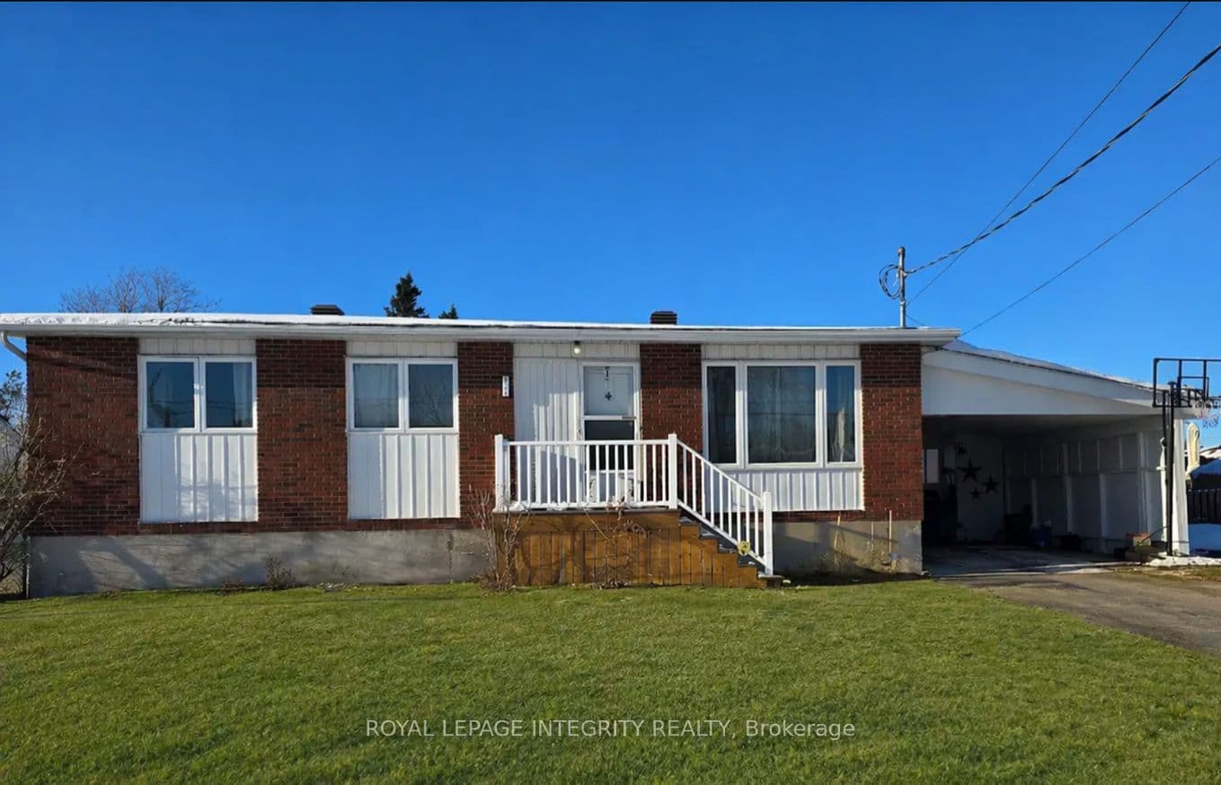3264 Johnston Avenue photo 1