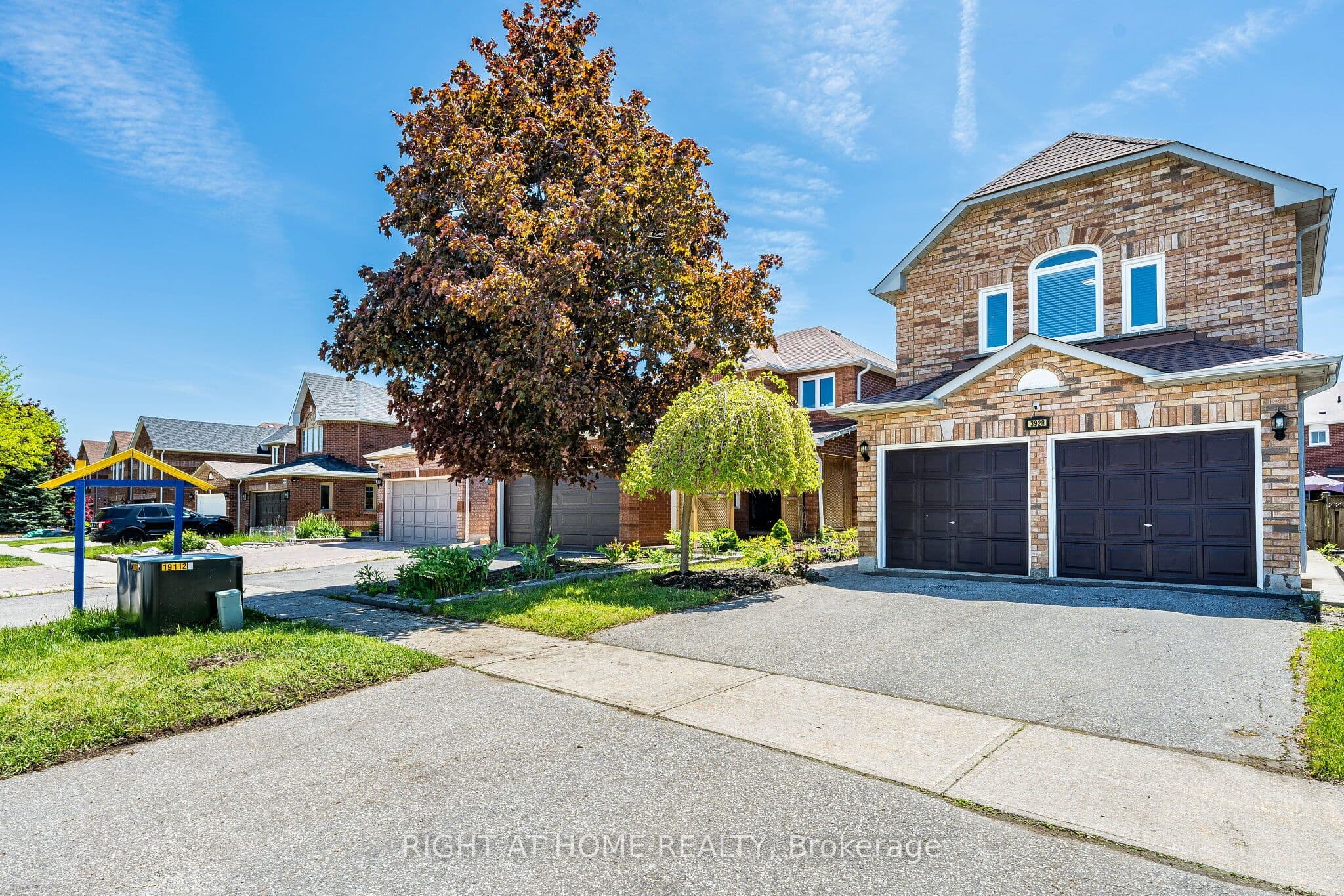 3928 Hazelridge Road photo 1