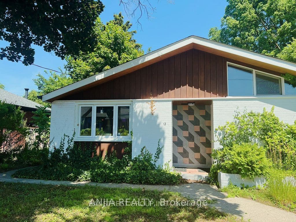Unit 1 12 Tower Lane photo 1