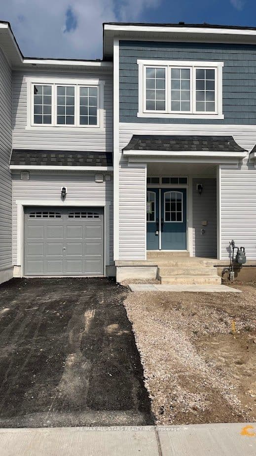 703 Potawatomi Crescent photo 1