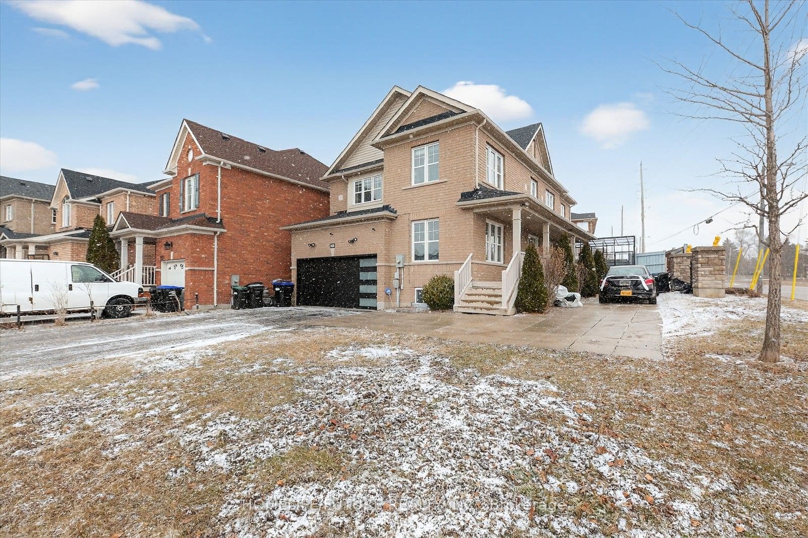 939 Miller Park Avenue photo 1
