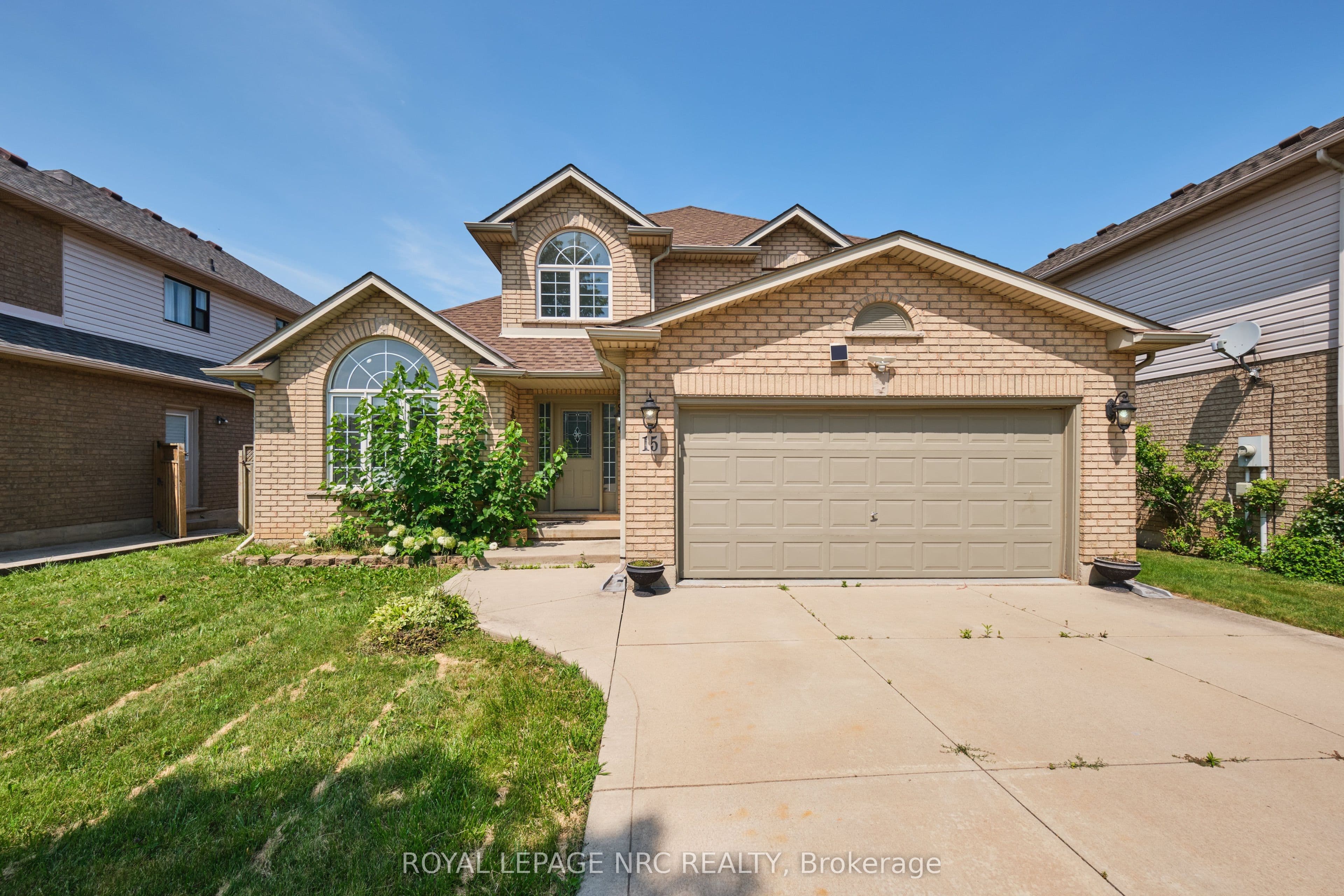 15 Creanona Boulevard photo 1