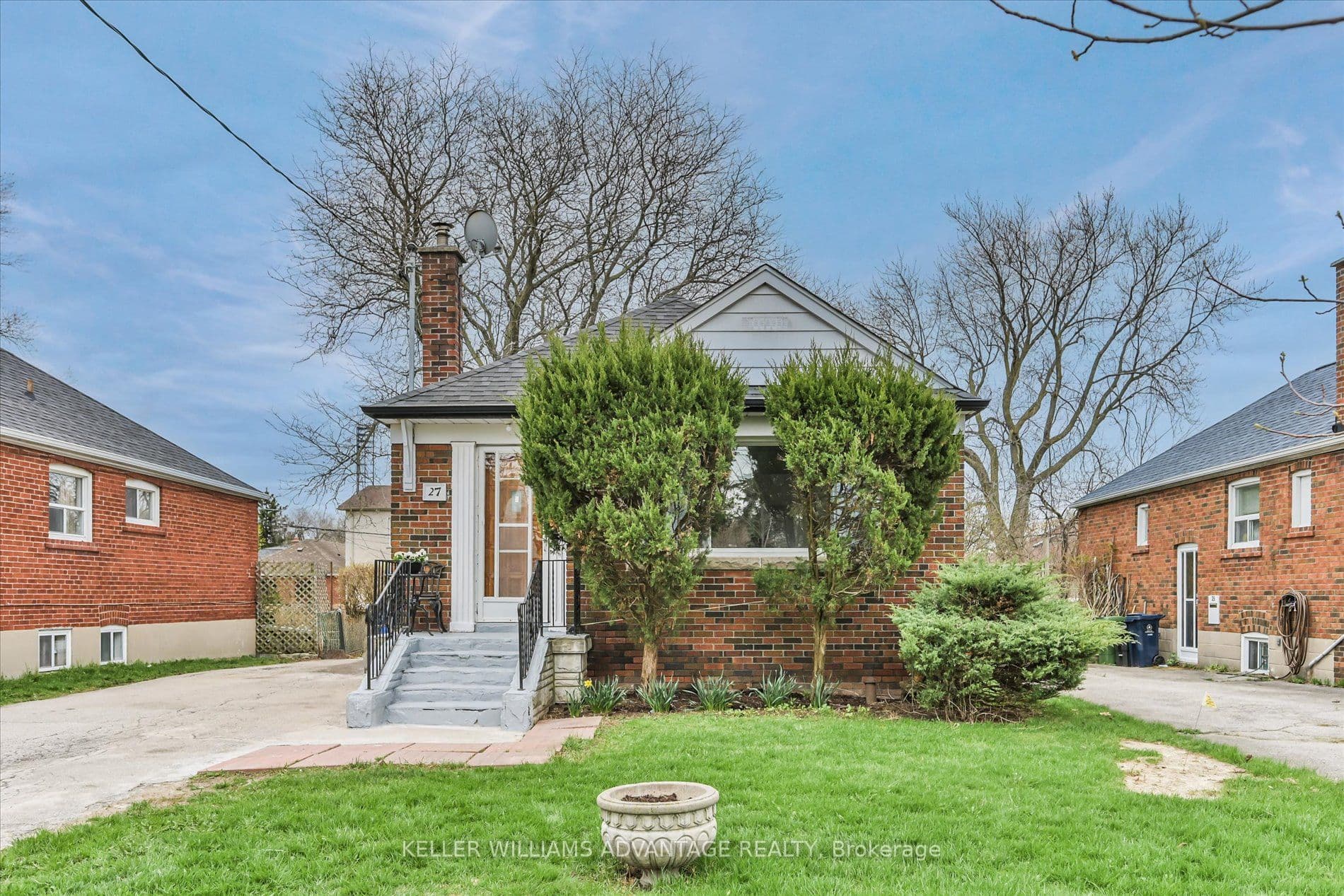 27 Innismore Crescent photo 1