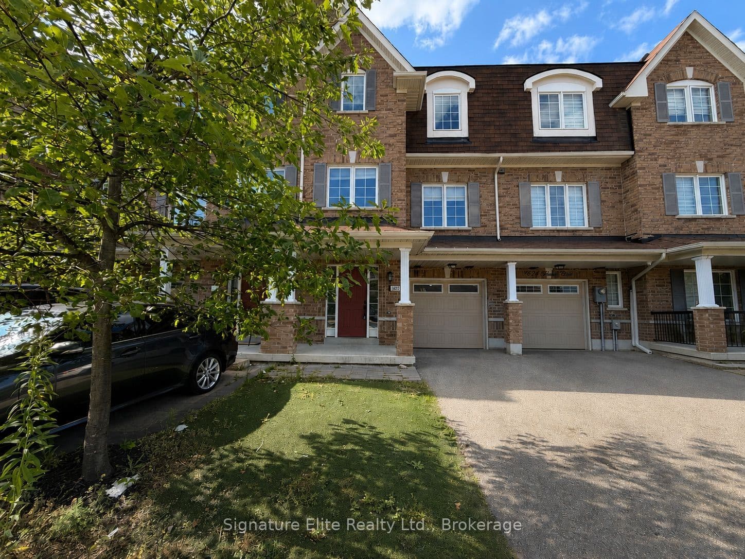 1602 Brandy Court photo 1
