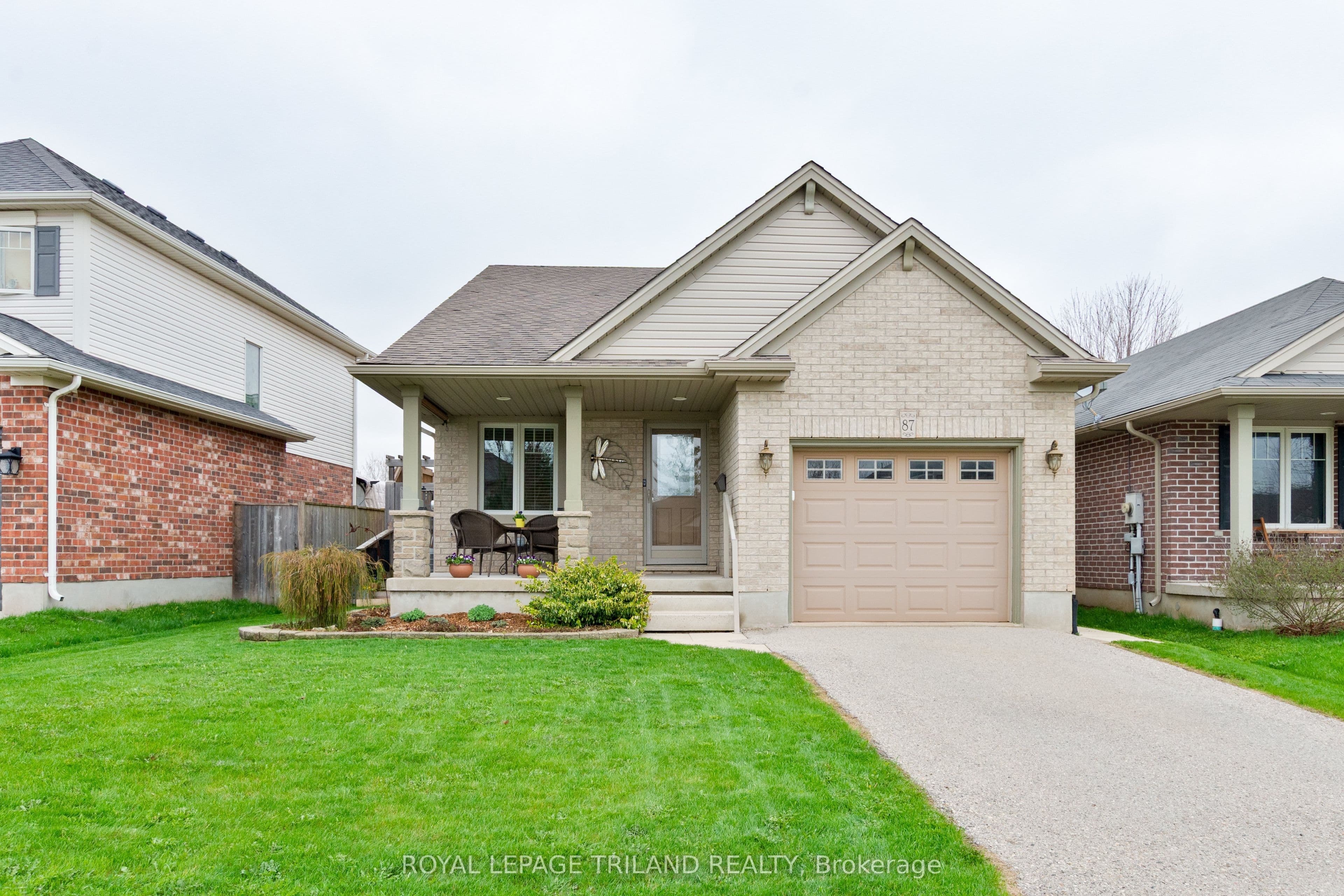 87 Pine Valley Drive photo 1