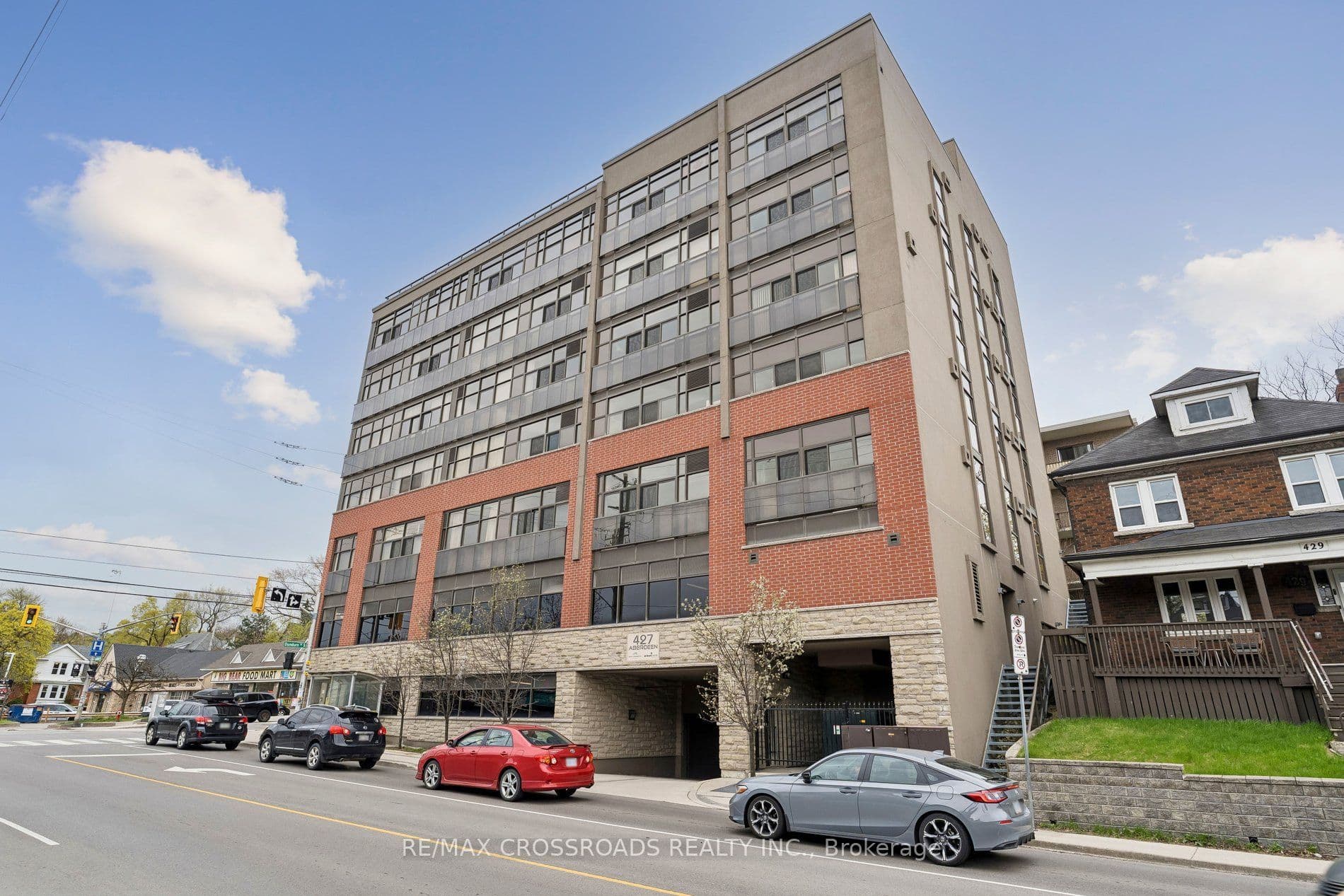 Unit 201 427 Aberdeen Avenue photo 1