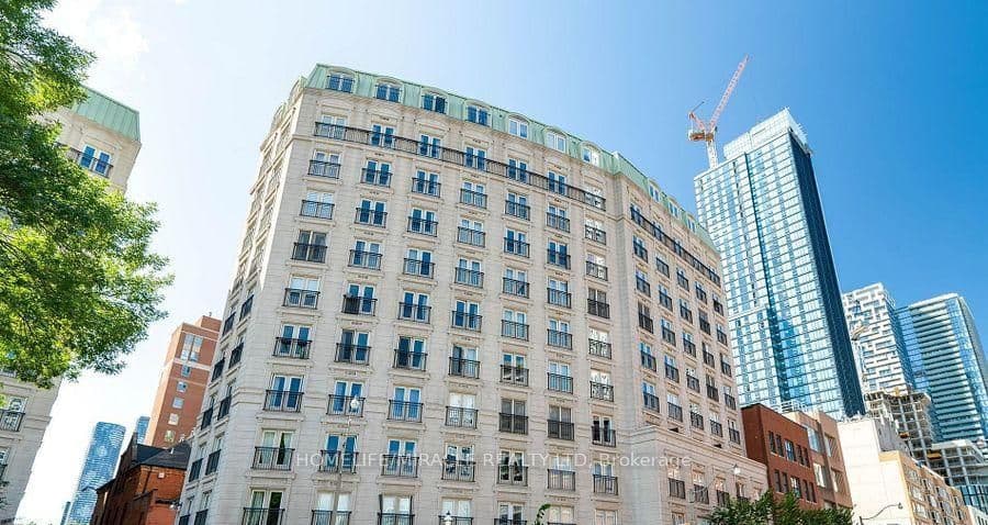 Unit 605 115 RICHMOND Street photo 1