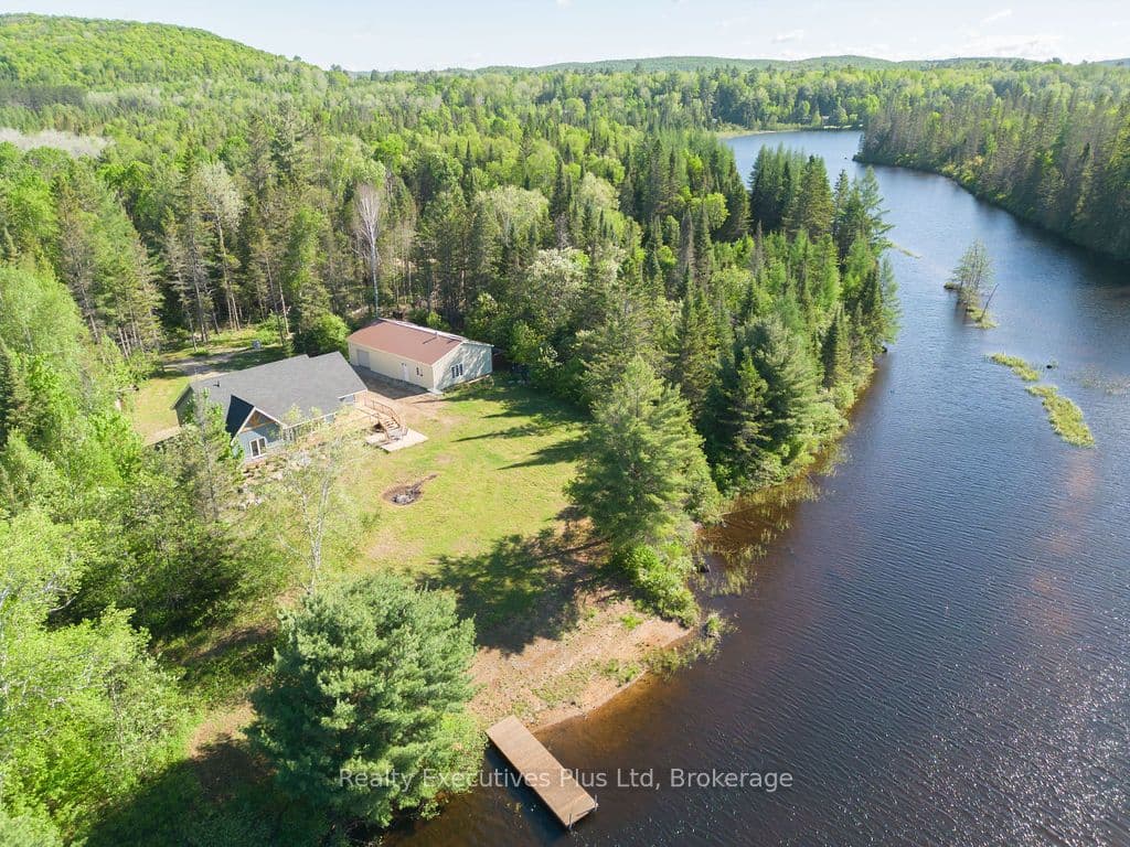 387 BRENNAN'S Road photo 1