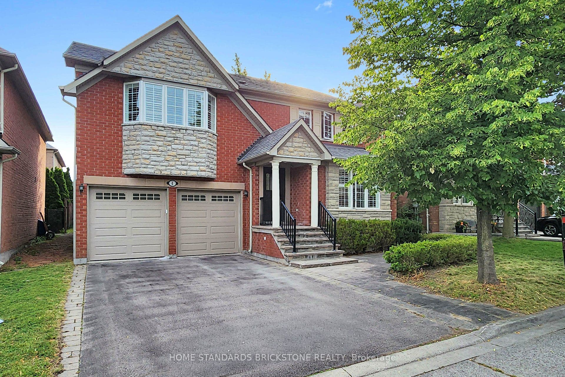 4 APOLLO Drive photo 1