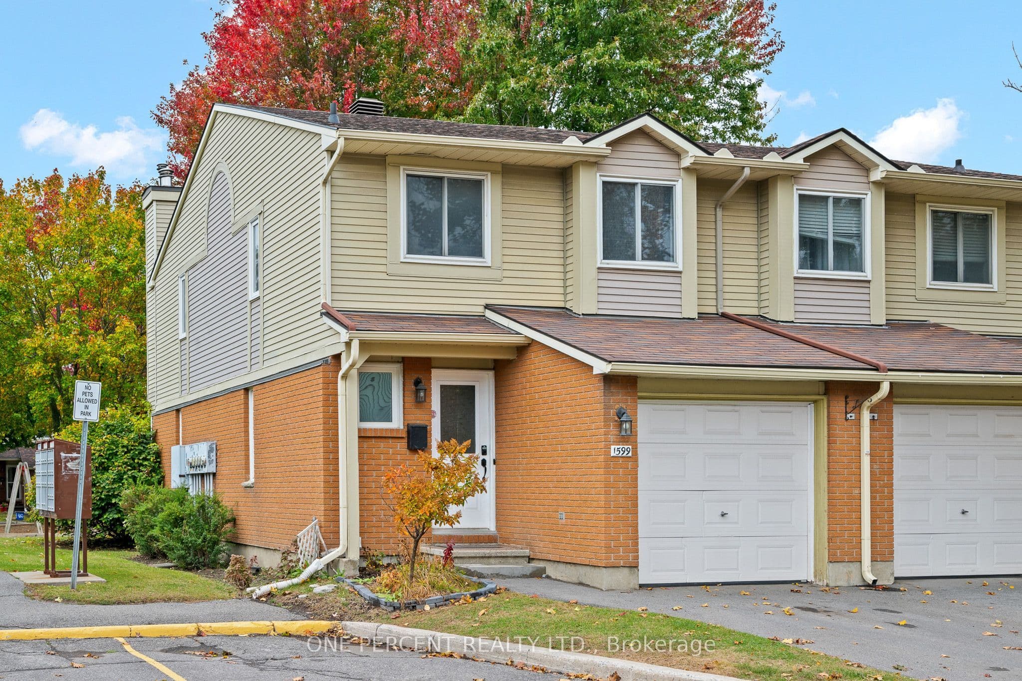 1599 Cheevers Crescent photo 1