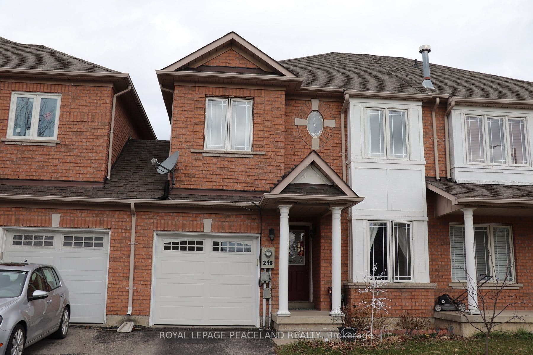 246 Farmstead Road photo 1