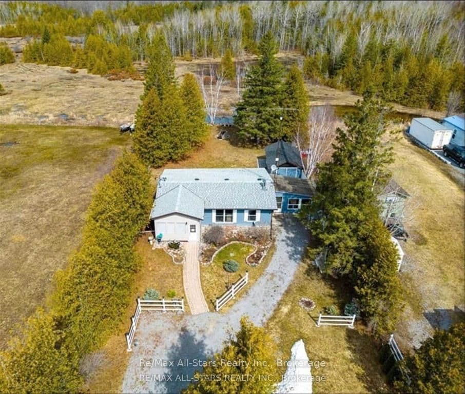 220 McGuire Beach Road photo 1
