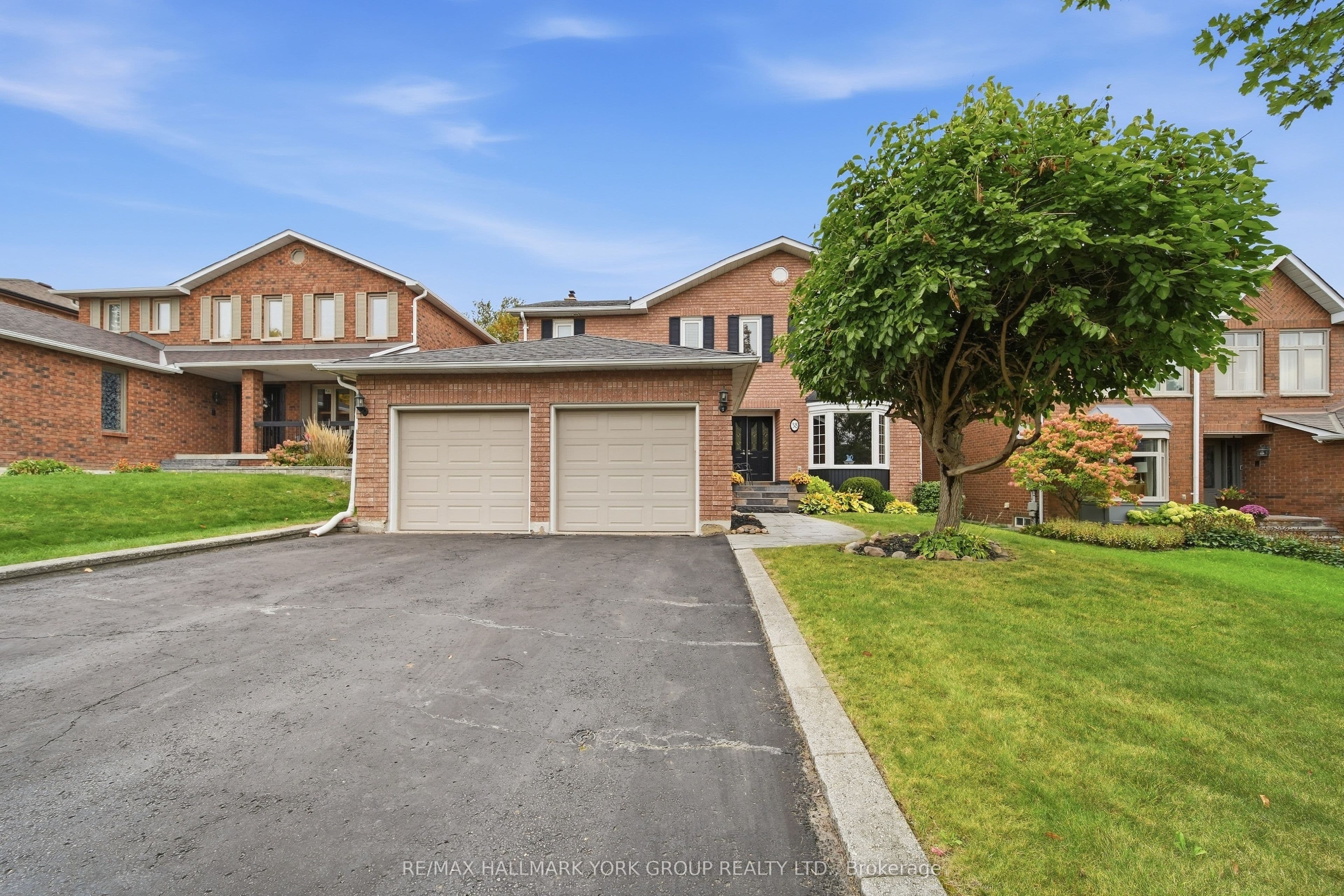 38 Lanewood Drive photo 1